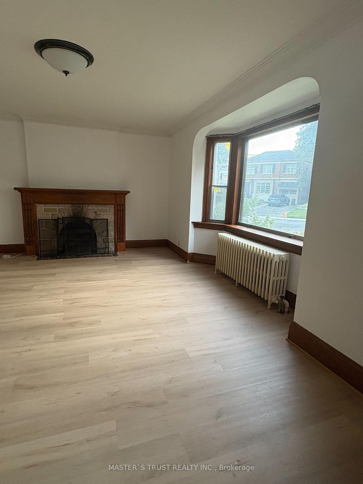 Photo 8 of 217 Hanna Road, Toronto, Leaside — HOMEH