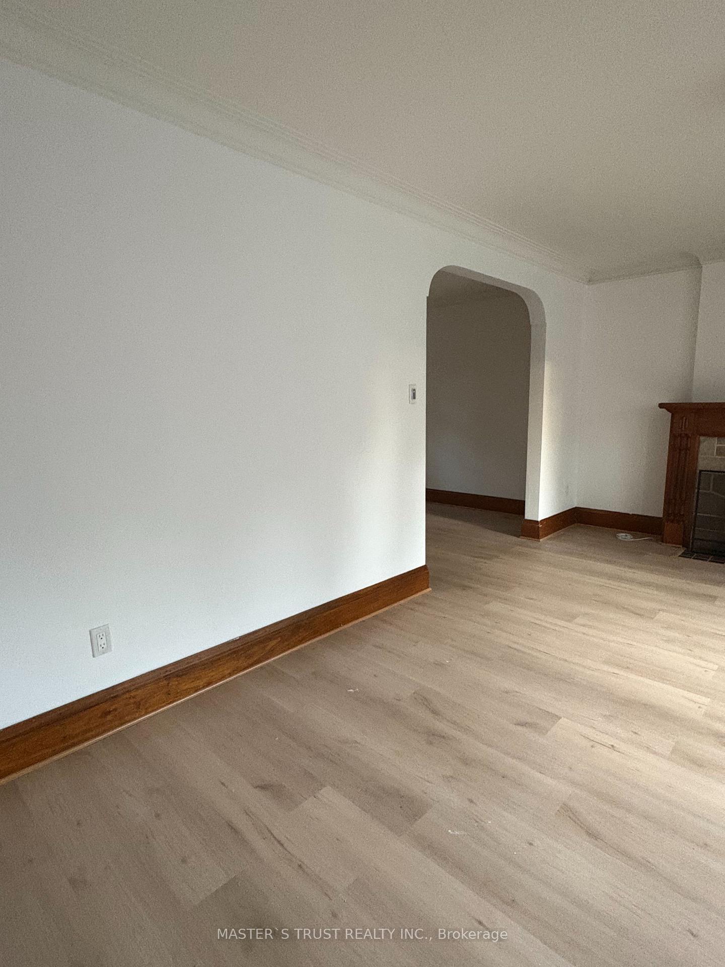 Photo 9 of 217 Hanna Road, Toronto, Leaside — HOMEH