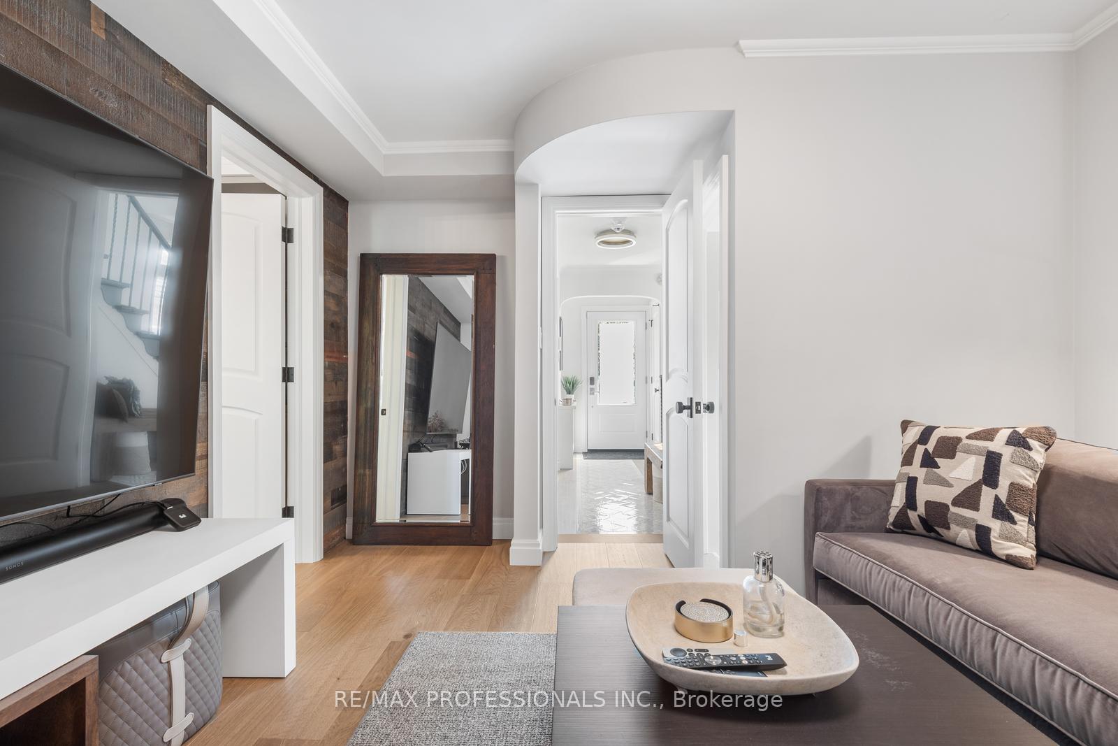 Photo 19 of 278 Rumsey Road, Toronto, Leaside — HOMEH
