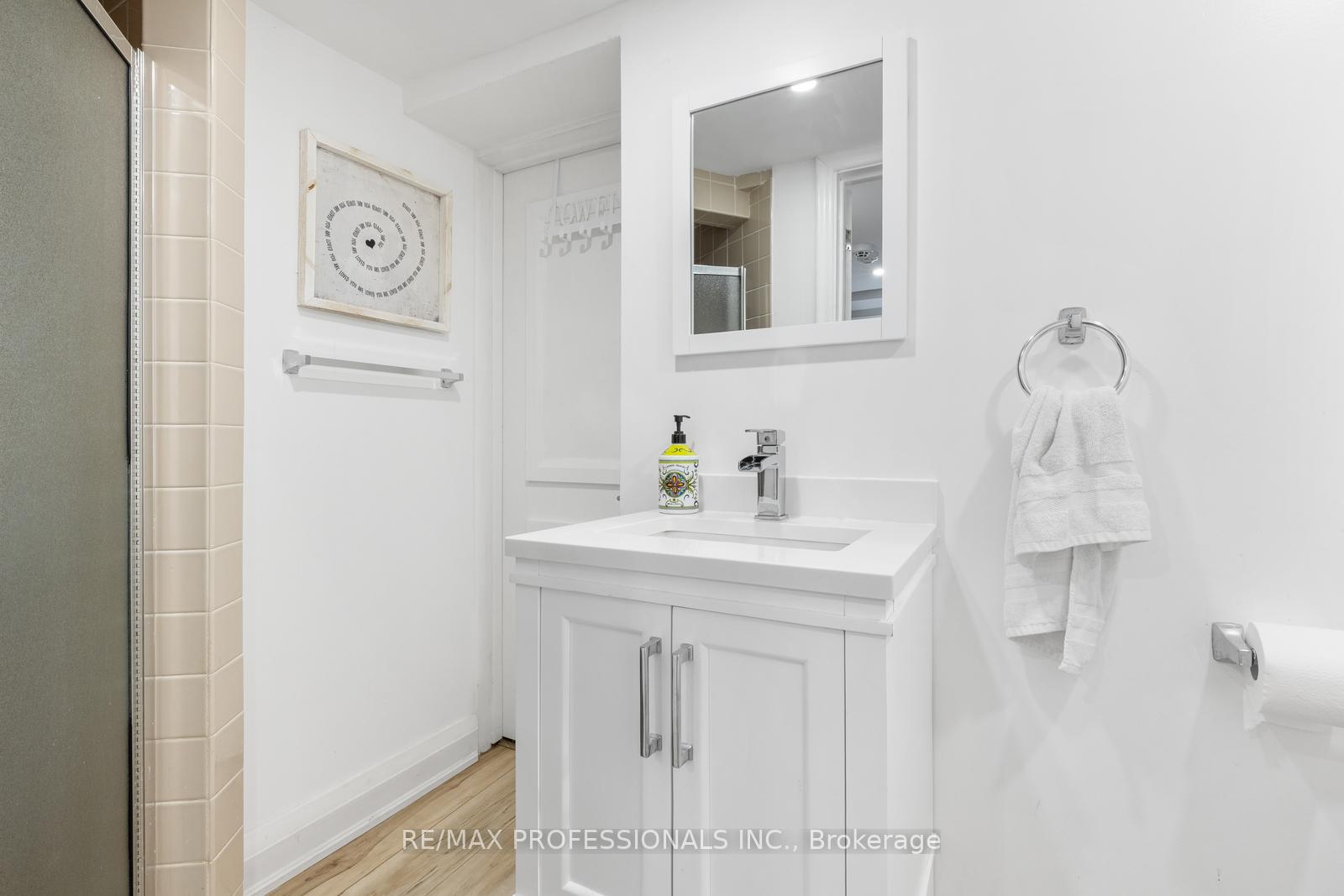 Photo 35 of 278 Rumsey Road, Toronto, Leaside — HOMEH