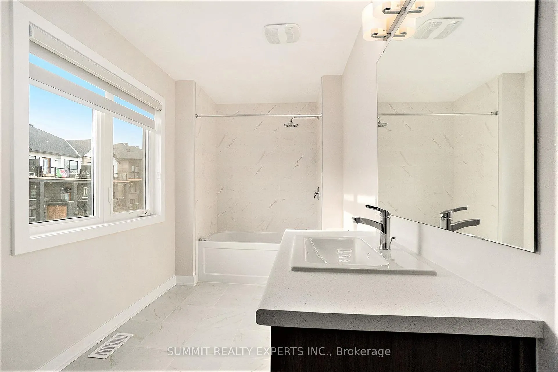 Photo 9 of 104 Beebalm Crescent, Ottawa, Barrhaven - Half Moon Bay — HOMEH