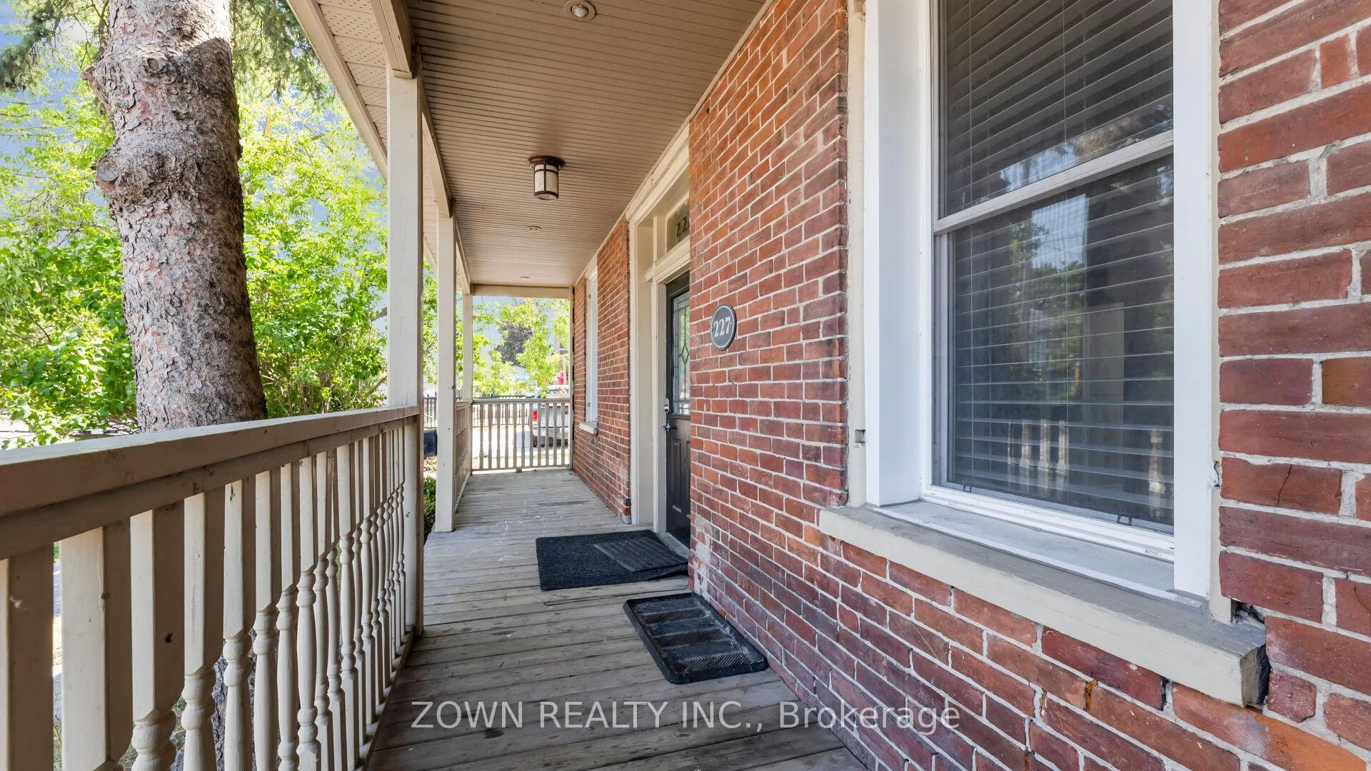 Photo 4 of 227 McDonnel Street, Peterborough, Town Ward 3 — HOMEH