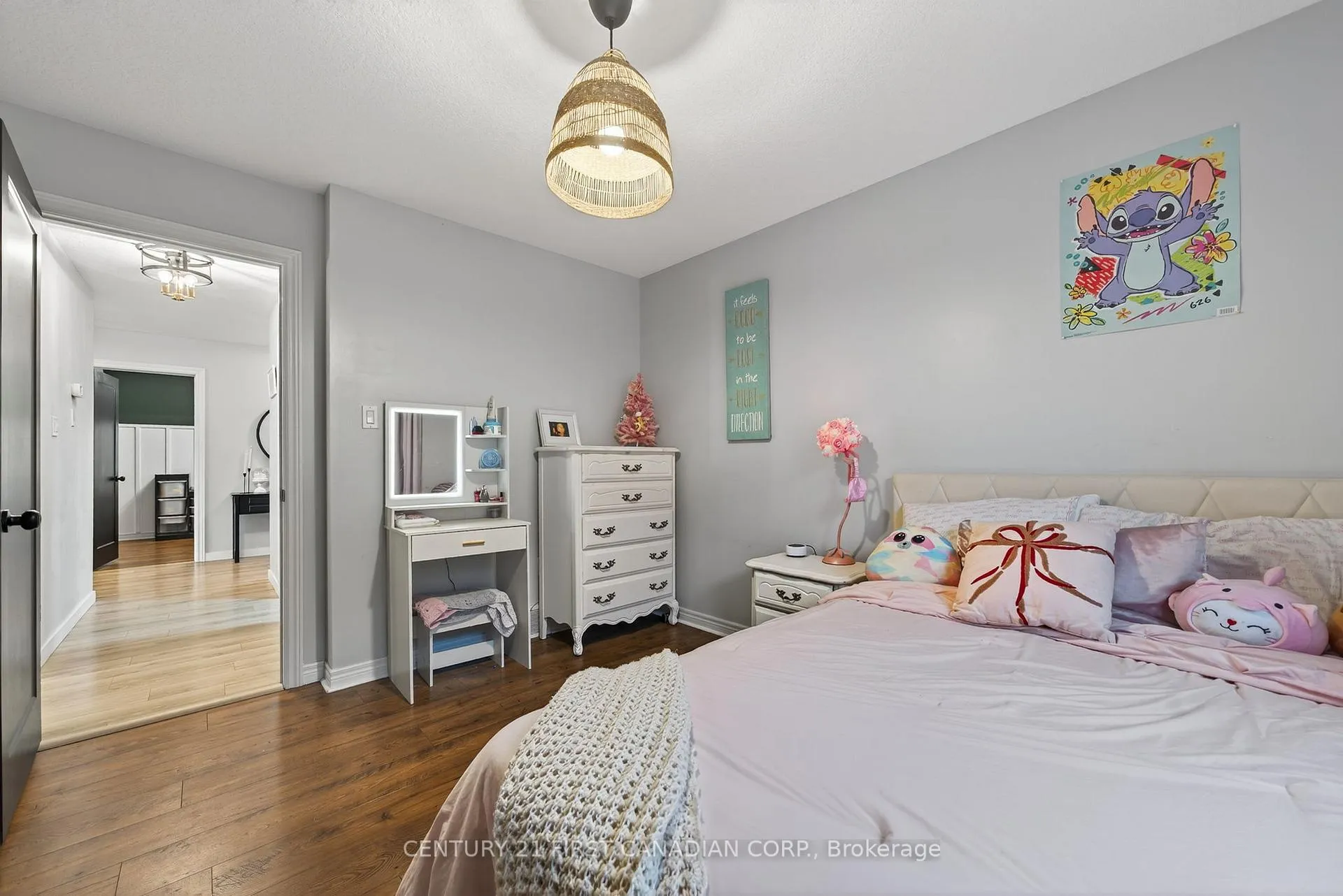 Photo 10 of 292 Thorn Drive, Strathroy-Caradoc, NE — HOMEH