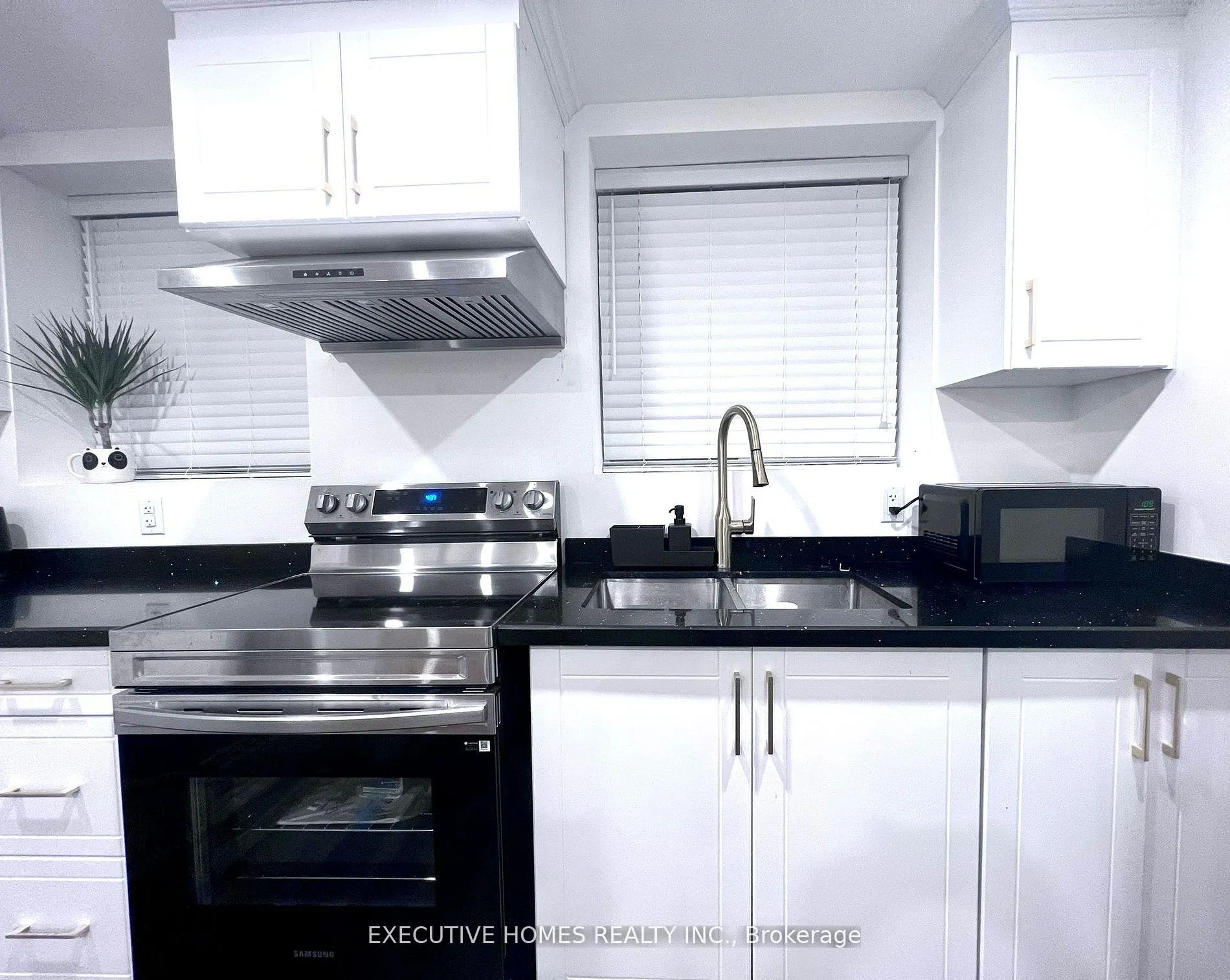 Photo 16 of Unit Basement Unit, 409 Boyd Lane, Milton, Walker — HOMEH