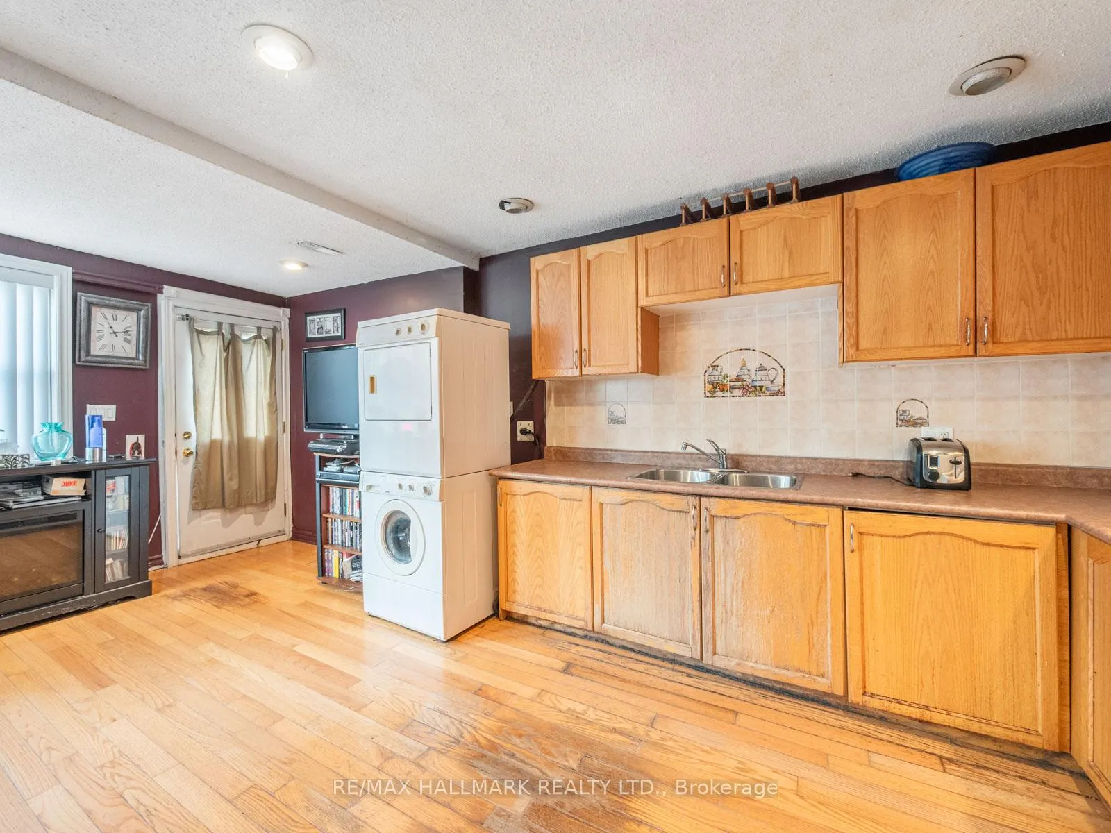 Photo 8 of 33 Earl Grey Road, Toronto, Blake-Jones — HOMEH