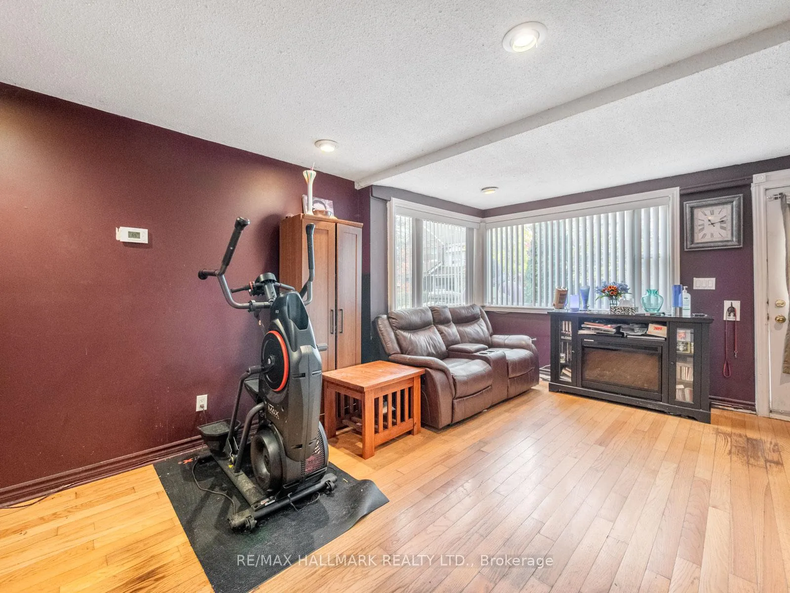Photo 9 of 33 Earl Grey Road, Toronto, Blake-Jones — HOMEH