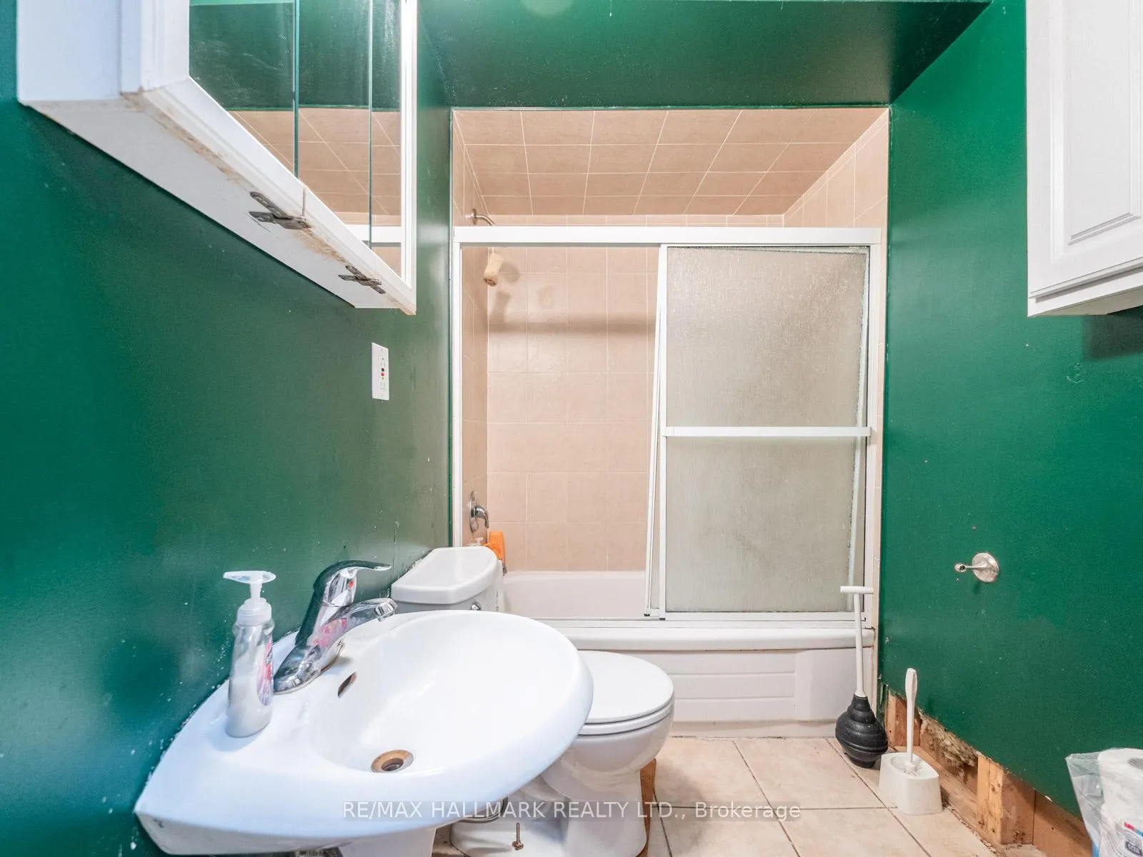 Photo 14 of 33 Earl Grey Road, Toronto, Blake-Jones — HOMEH