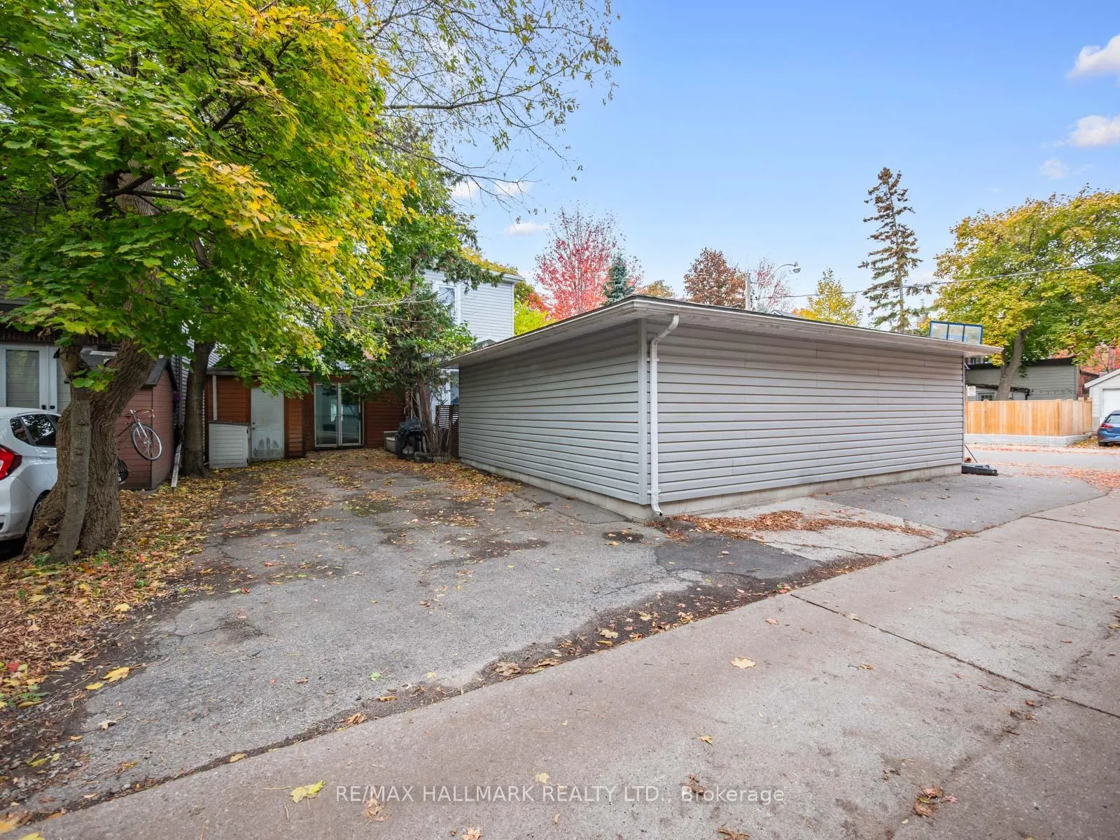 Photo 21 of 33 Earl Grey Road, Toronto, Blake-Jones — HOMEH