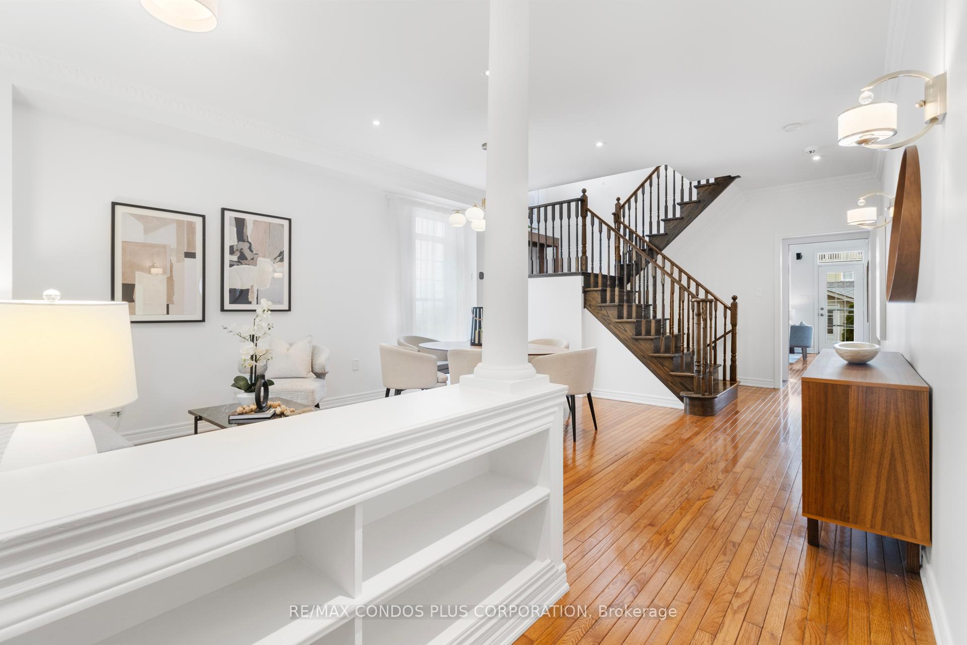 Photo 6 of 127 Boardwalk Drive, Toronto, The Beaches — HOMEH