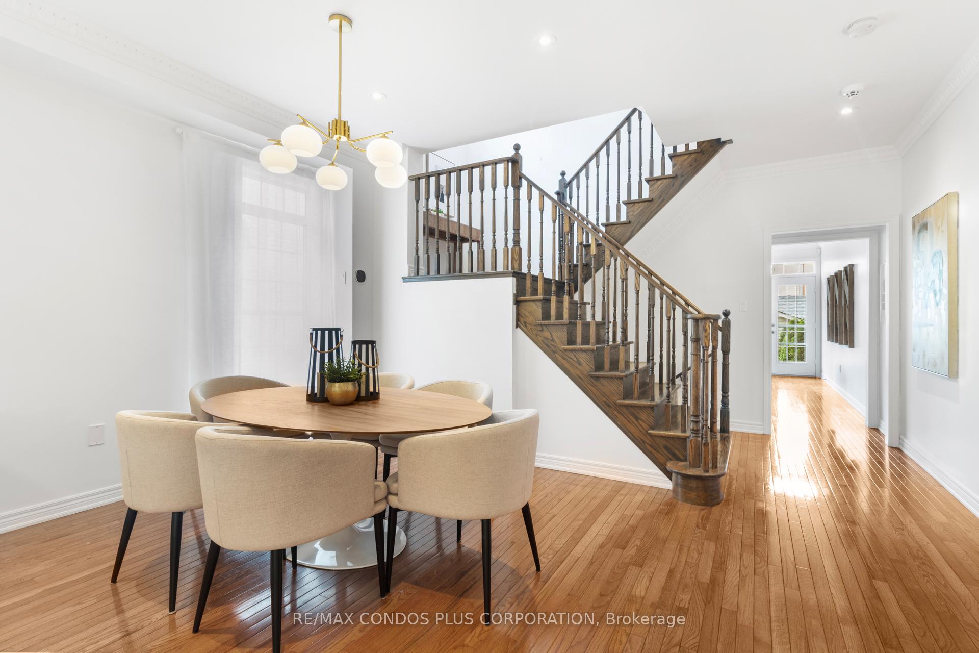 Photo 10 of 127 Boardwalk Drive, Toronto, The Beaches — HOMEH