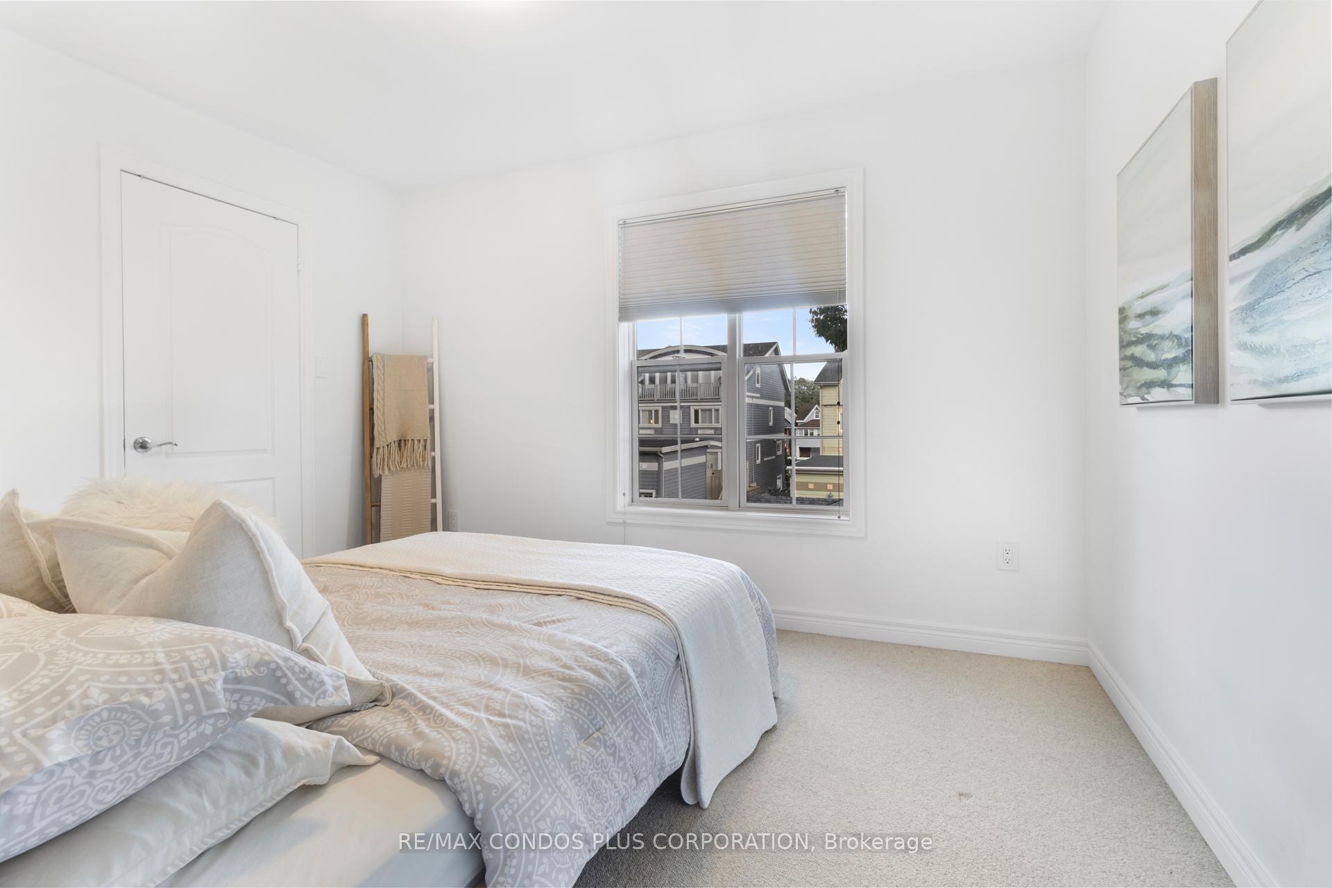 Photo 28 of 127 Boardwalk Drive, Toronto, The Beaches — HOMEH