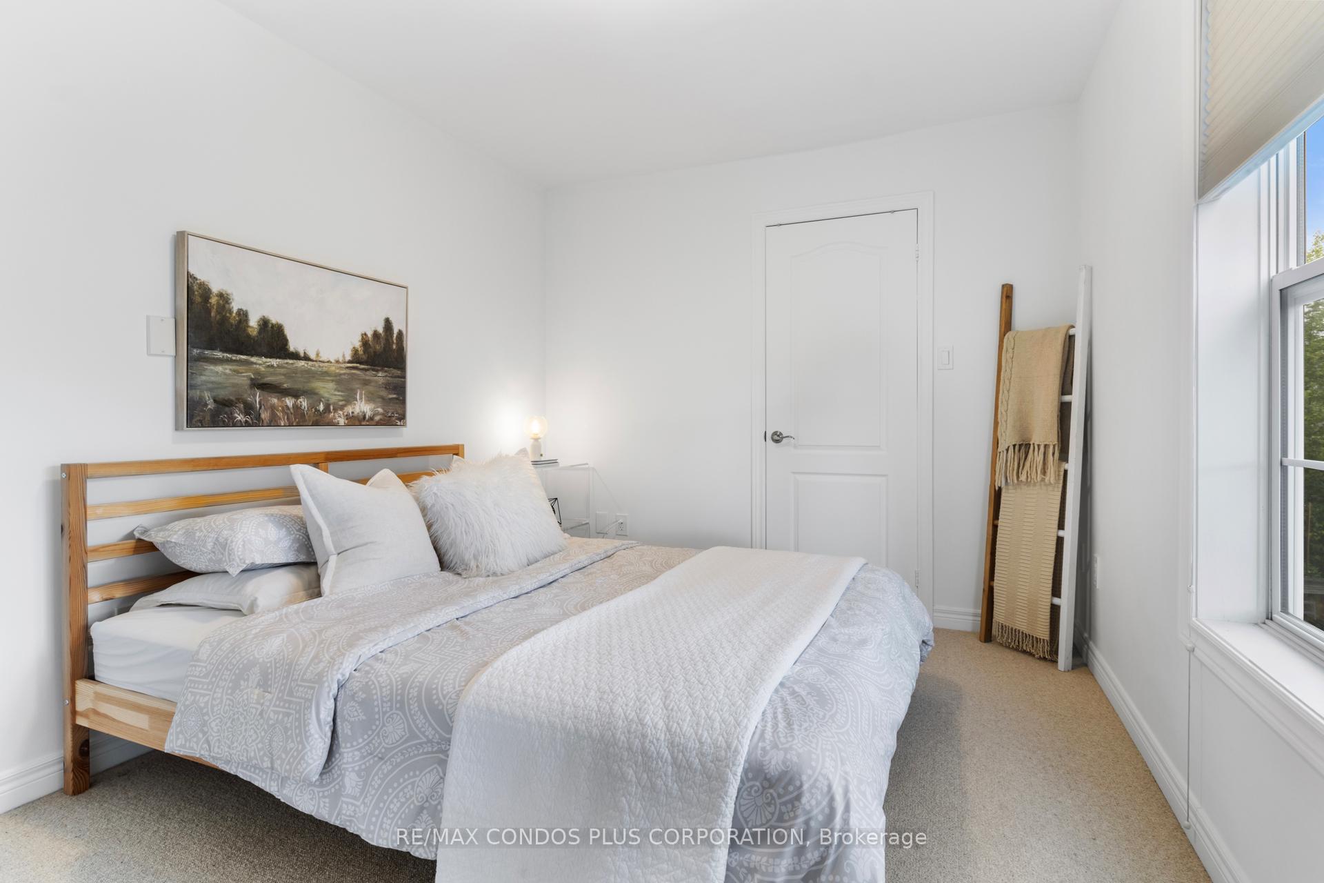 Photo 29 of 127 Boardwalk Drive, Toronto, The Beaches — HOMEH