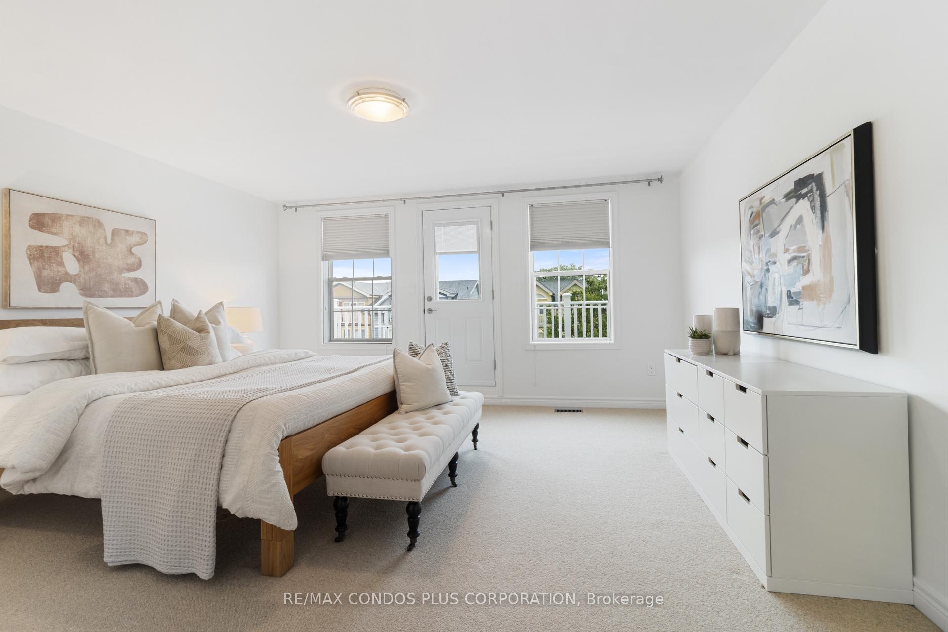 Photo 30 of 127 Boardwalk Drive, Toronto, The Beaches — HOMEH