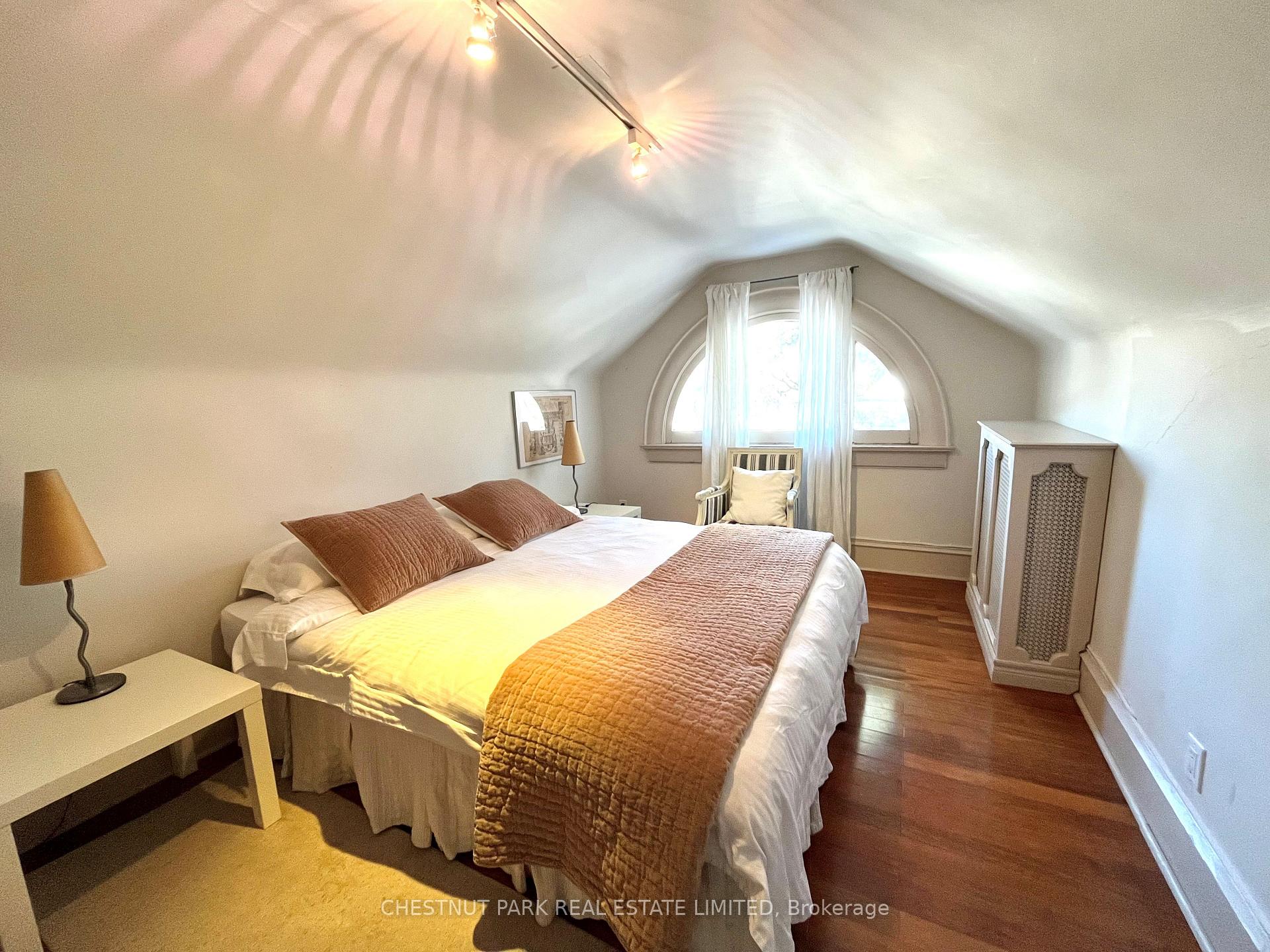 Photo 13 of Unit 3rd Flr, 114 Glen Road, Toronto, Rosedale-Moore Park — HOMEH