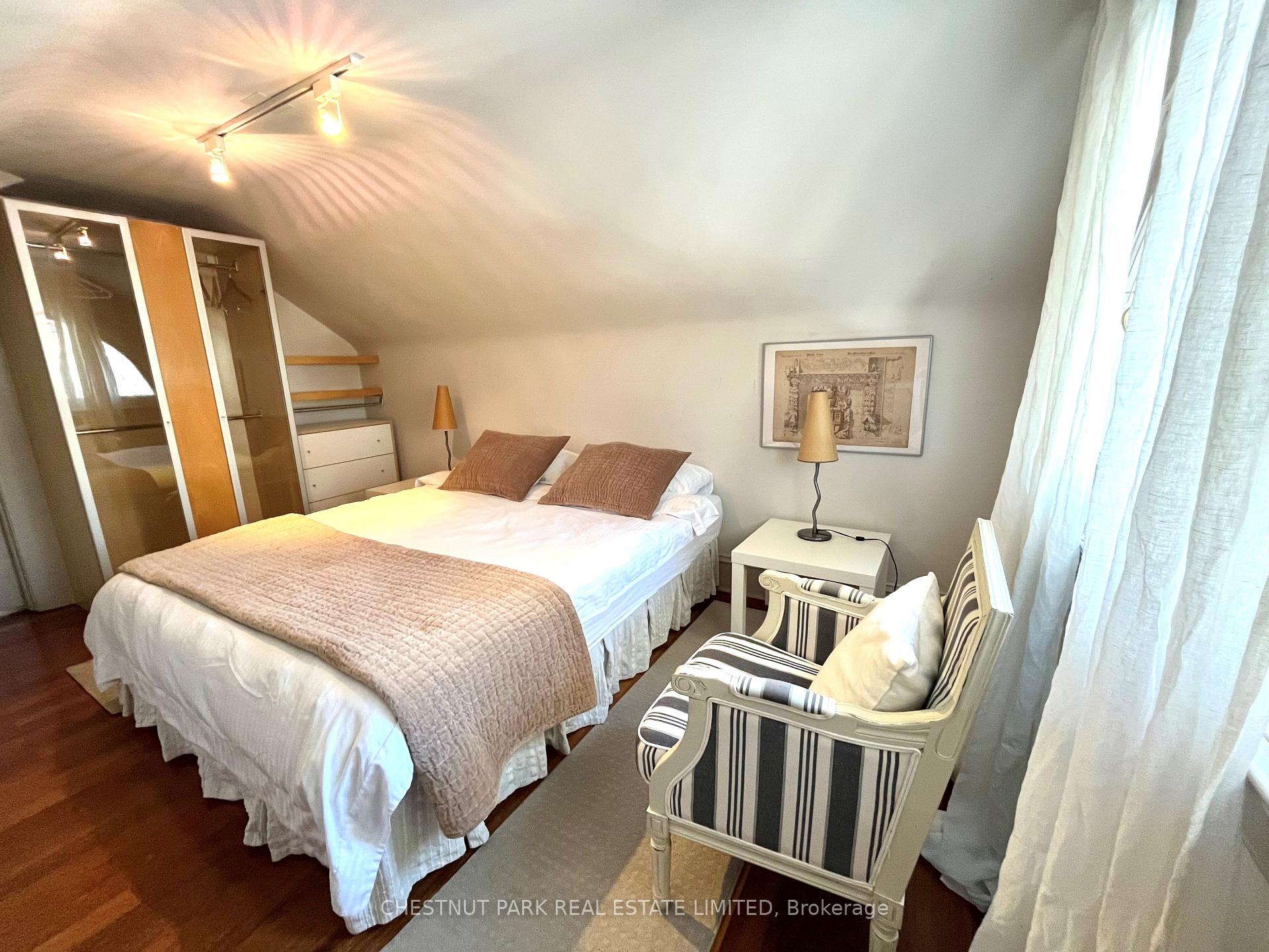 Photo 7 of Unit 3rd Flr, 114 Glen Road, Toronto, Rosedale-Moore Park — HOMEH
