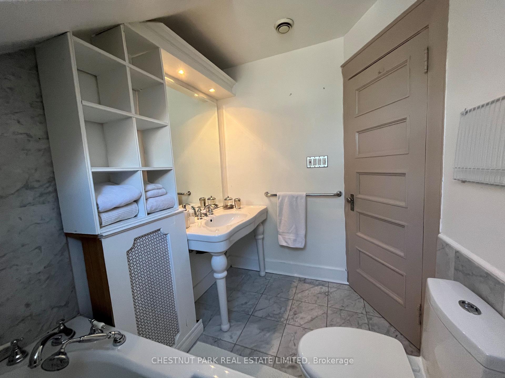 Photo 9 of Unit 3rd Flr, 114 Glen Road, Toronto, Rosedale-Moore Park — HOMEH