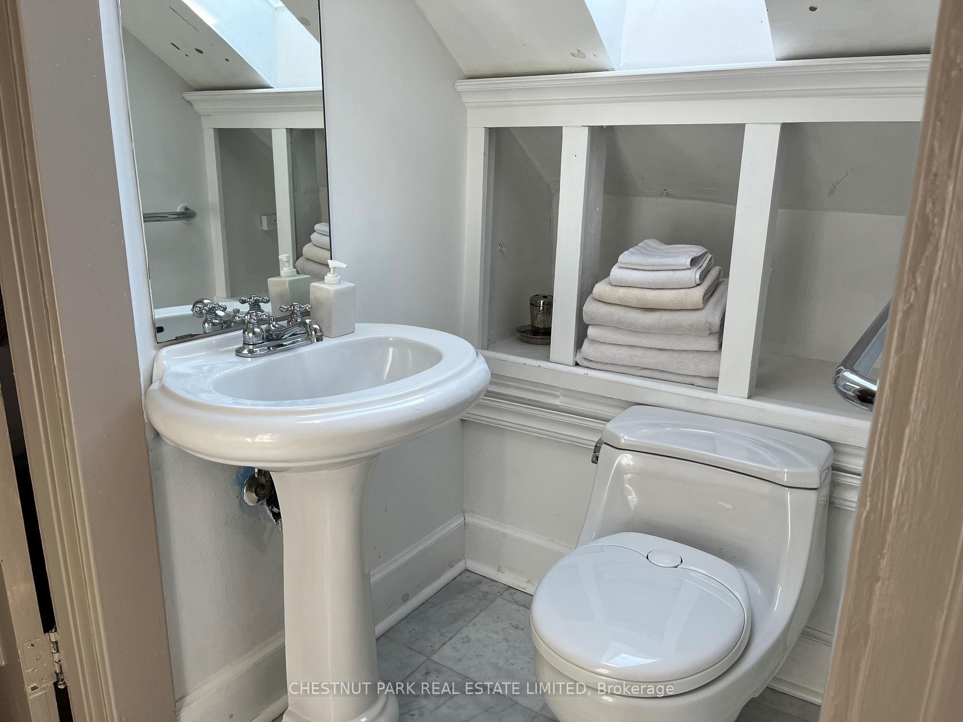 Photo 10 of Unit 3rd Flr, 114 Glen Road, Toronto, Rosedale-Moore Park — HOMEH
