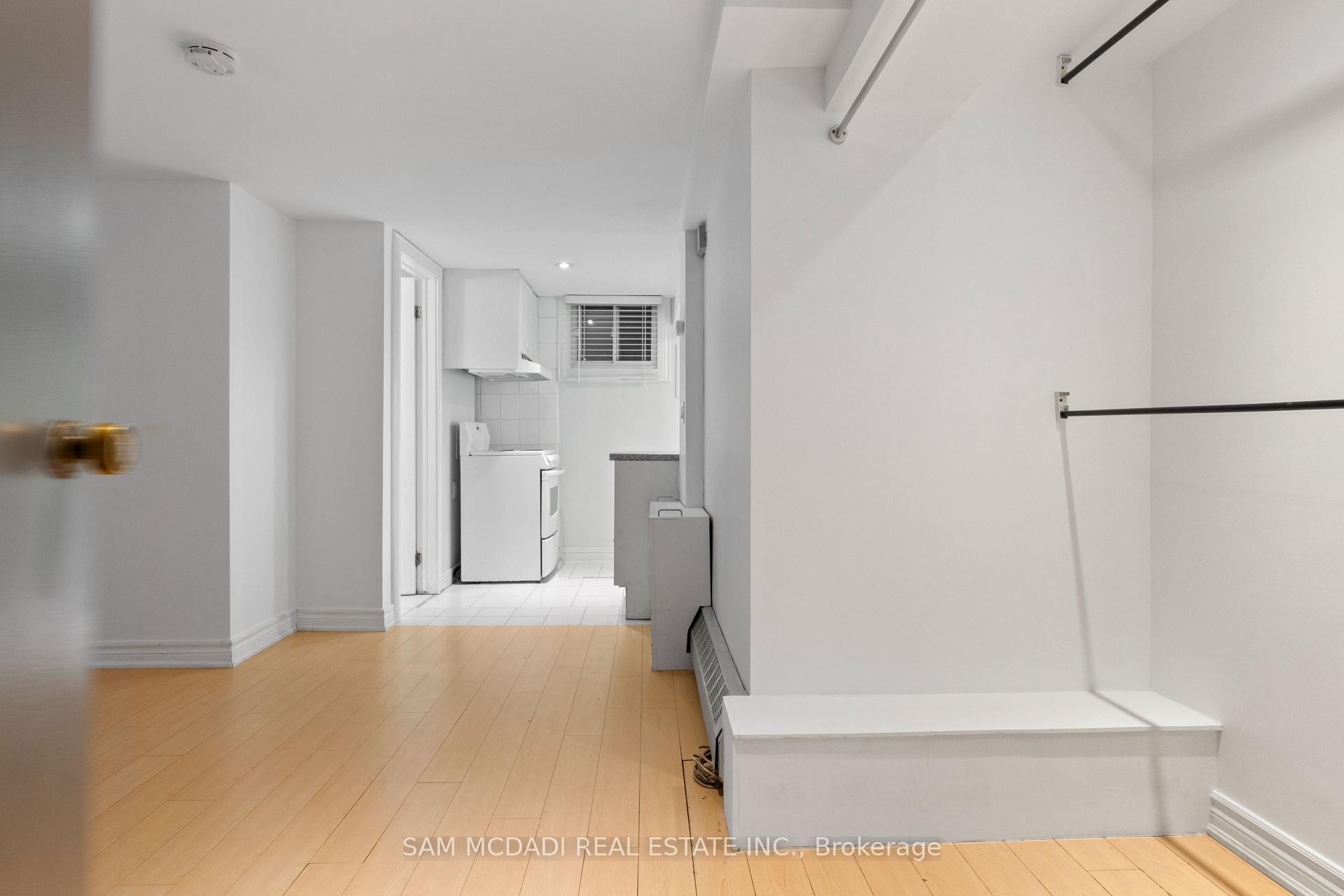 Photo 8 of Unit Lower, 26 Pine Avenue, Toronto, The Beaches — HOMEH