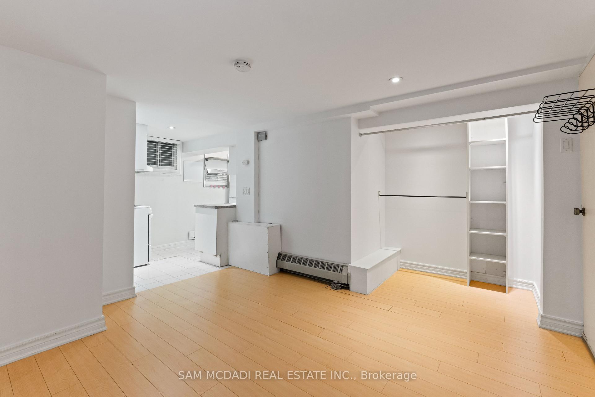 Photo 10 of Unit Lower, 26 Pine Avenue, Toronto, The Beaches — HOMEH