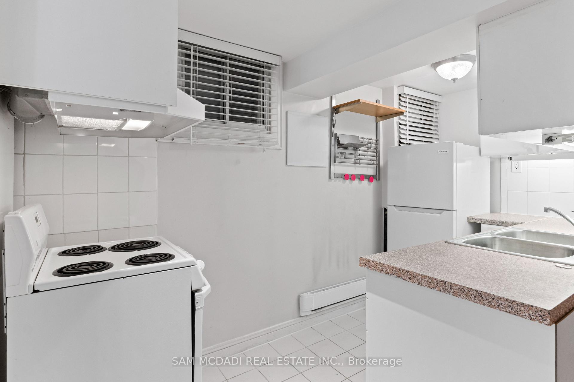 Photo 12 of Unit Lower, 26 Pine Avenue, Toronto, The Beaches — HOMEH