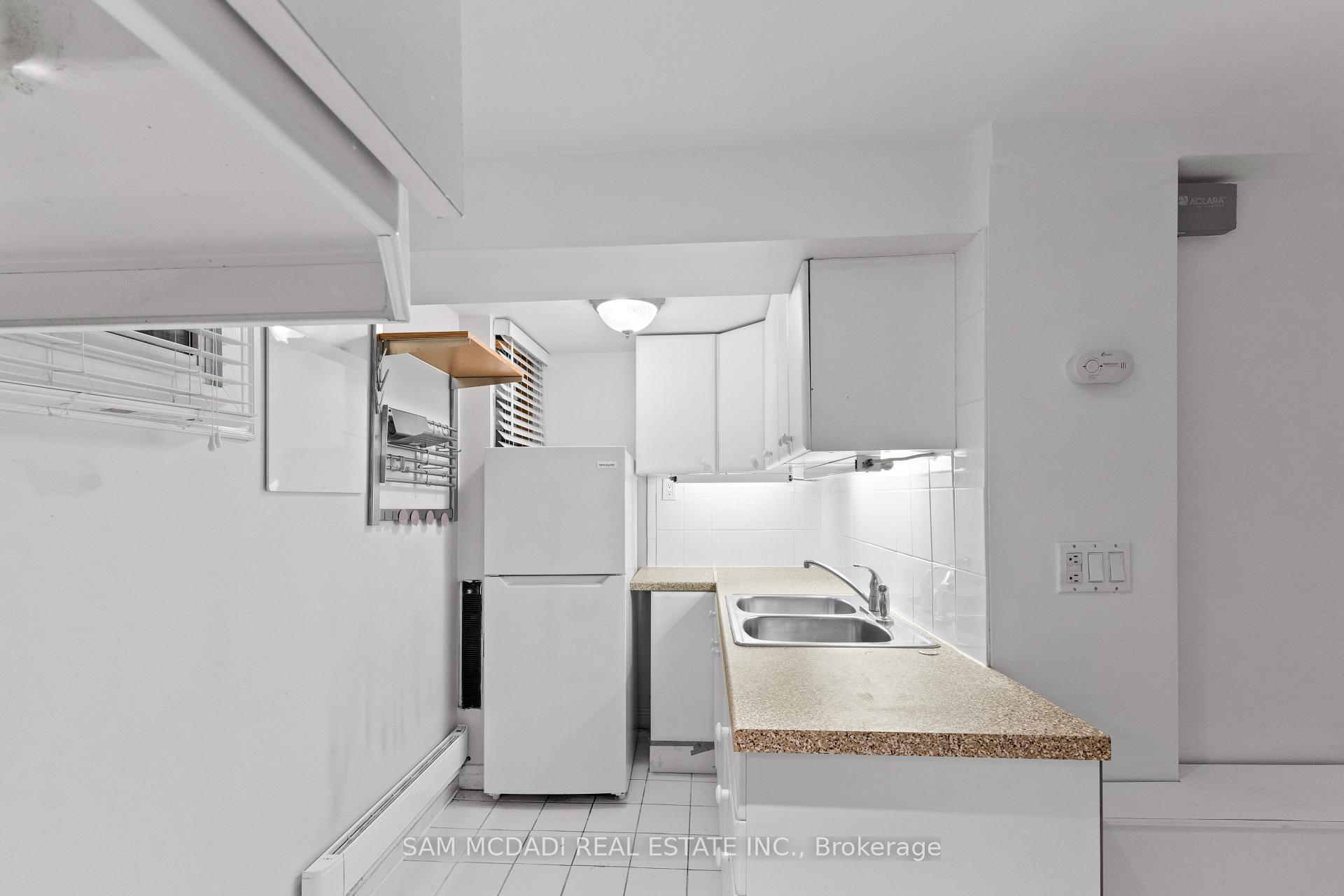 Photo 13 of Unit Lower, 26 Pine Avenue, Toronto, The Beaches — HOMEH