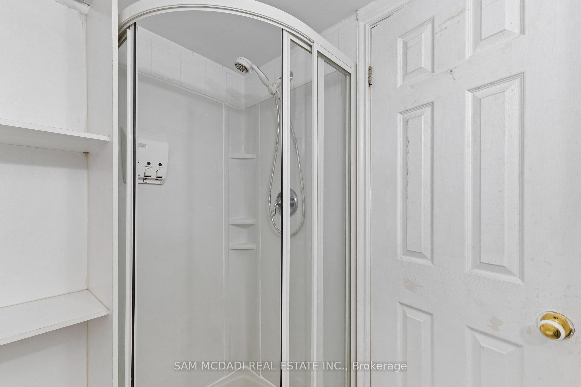 Photo 20 of Unit Lower, 26 Pine Avenue, Toronto, The Beaches — HOMEH
