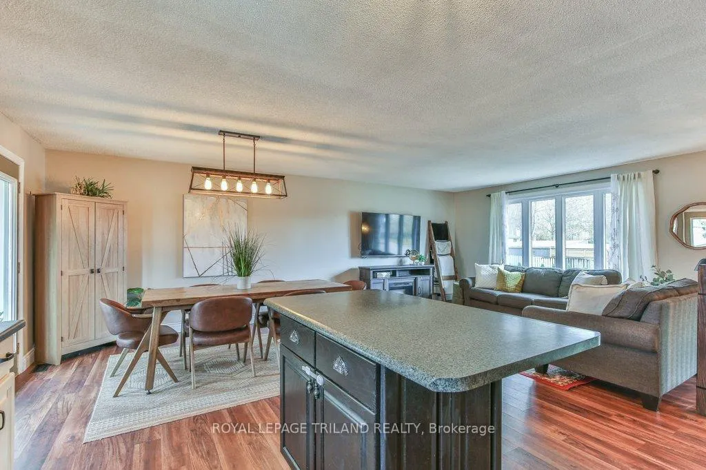 Photo 9 of 548 Pamela Drive, Strathroy-Caradoc, Mount Brydges — HOMEH