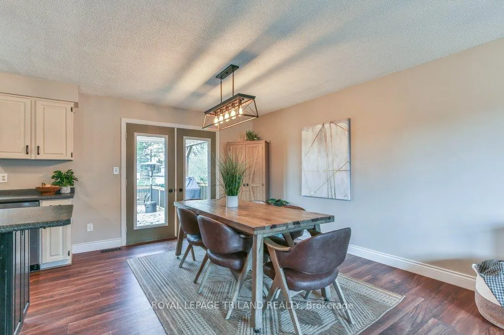 Photo 12 of 548 Pamela Drive, Strathroy-Caradoc, Mount Brydges — HOMEH