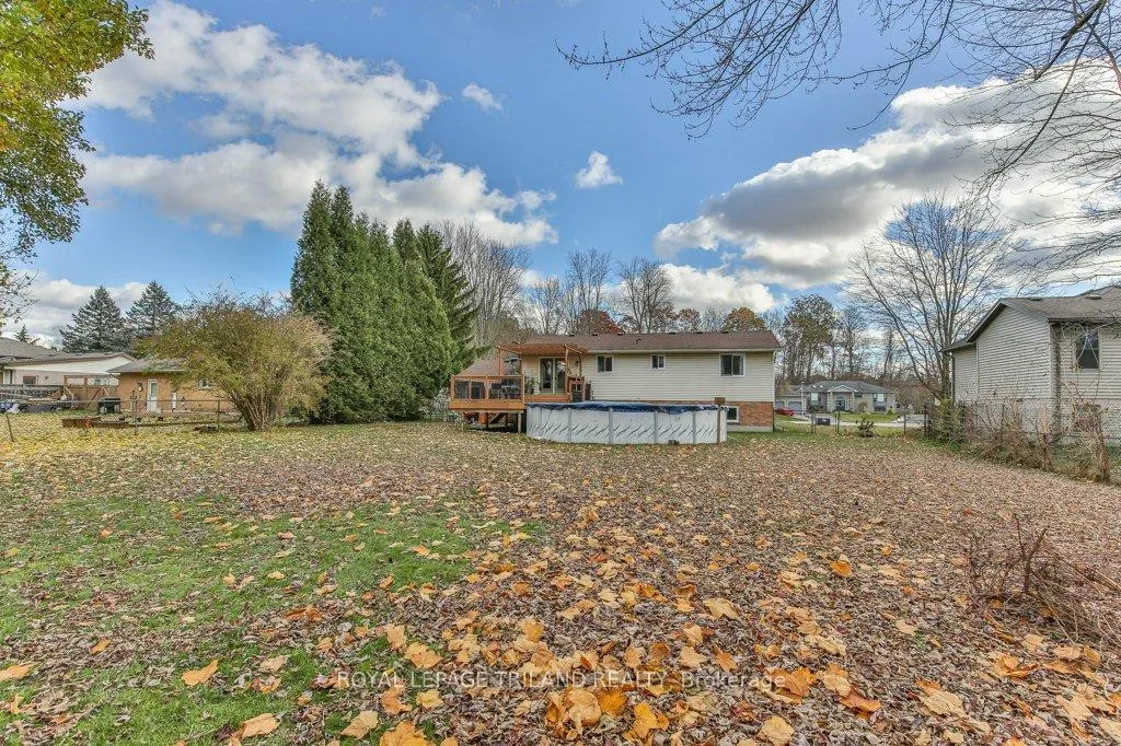 Photo 48 of 548 Pamela Drive, Strathroy-Caradoc, Mount Brydges — HOMEH