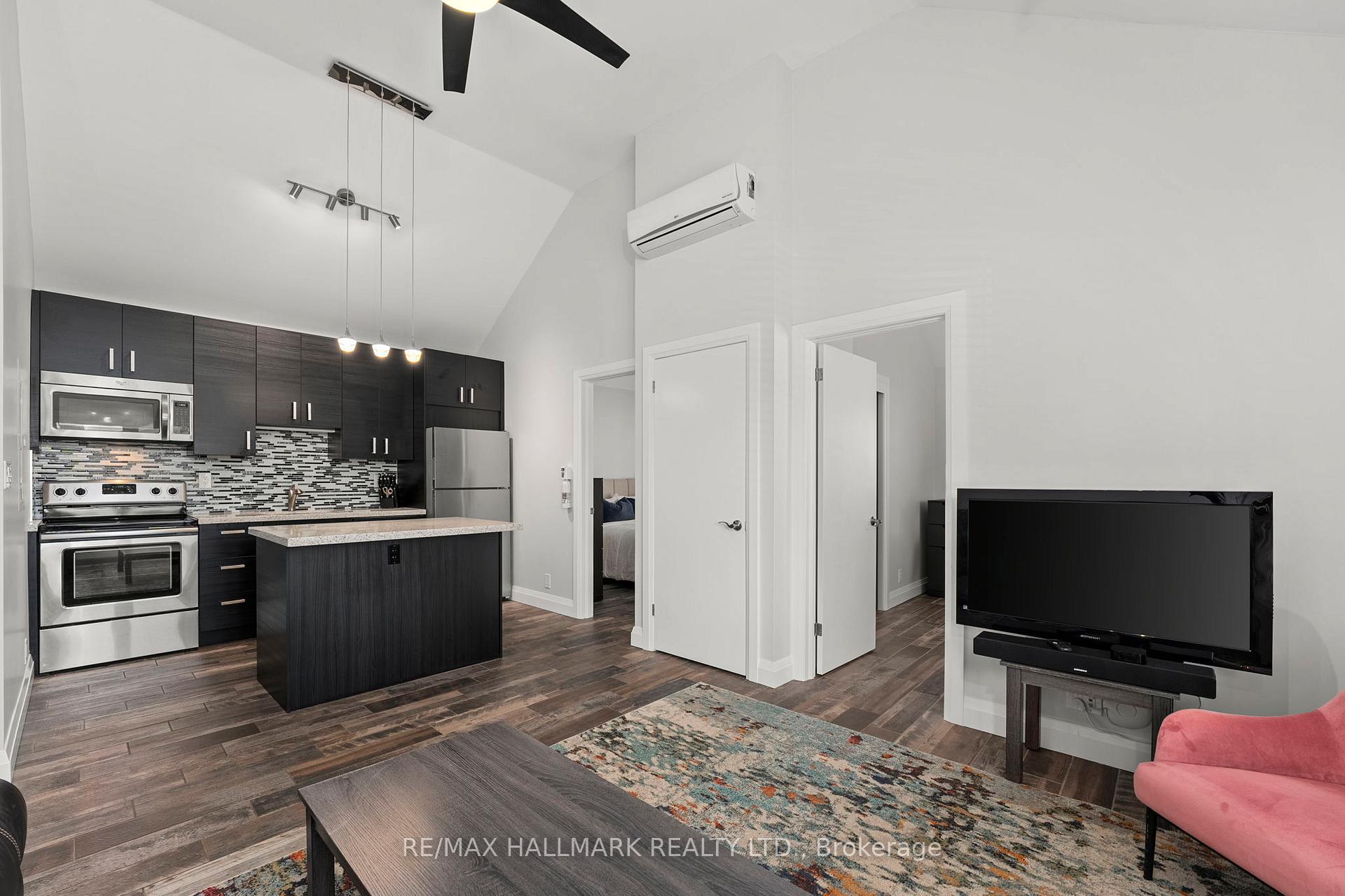 Photo 2 of Unit Unit 1, 276 King Edward Avenue, Toronto, Woodbine-Lumsden — HOMEH