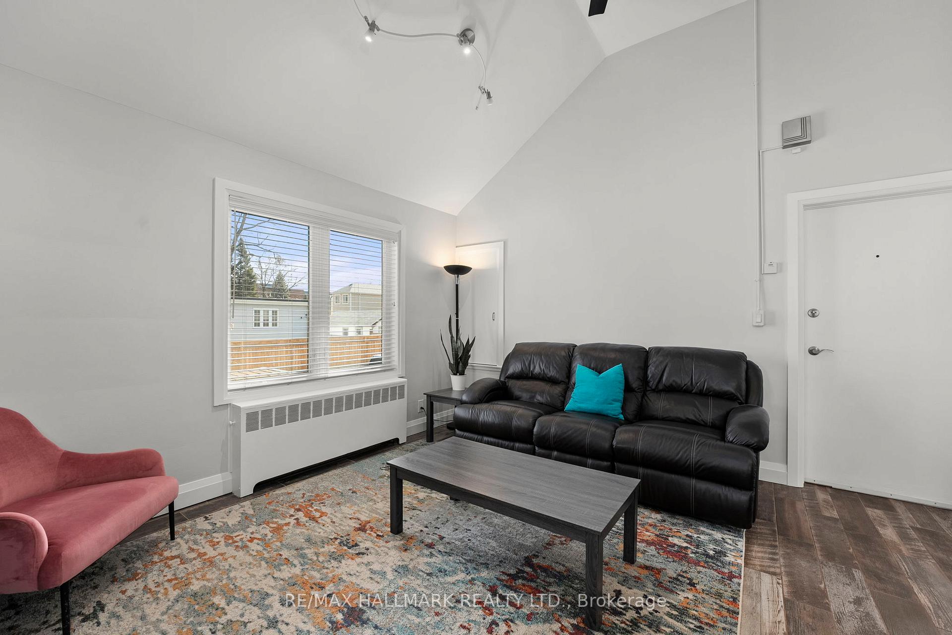 Photo 8 of Unit Unit 1, 276 King Edward Avenue, Toronto, Woodbine-Lumsden — HOMEH