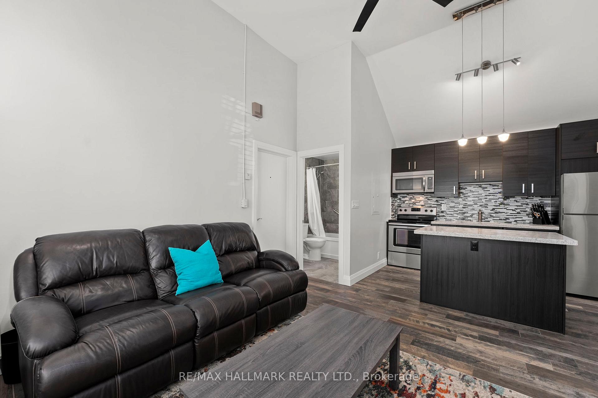 Photo 9 of Unit Unit 1, 276 King Edward Avenue, Toronto, Woodbine-Lumsden — HOMEH