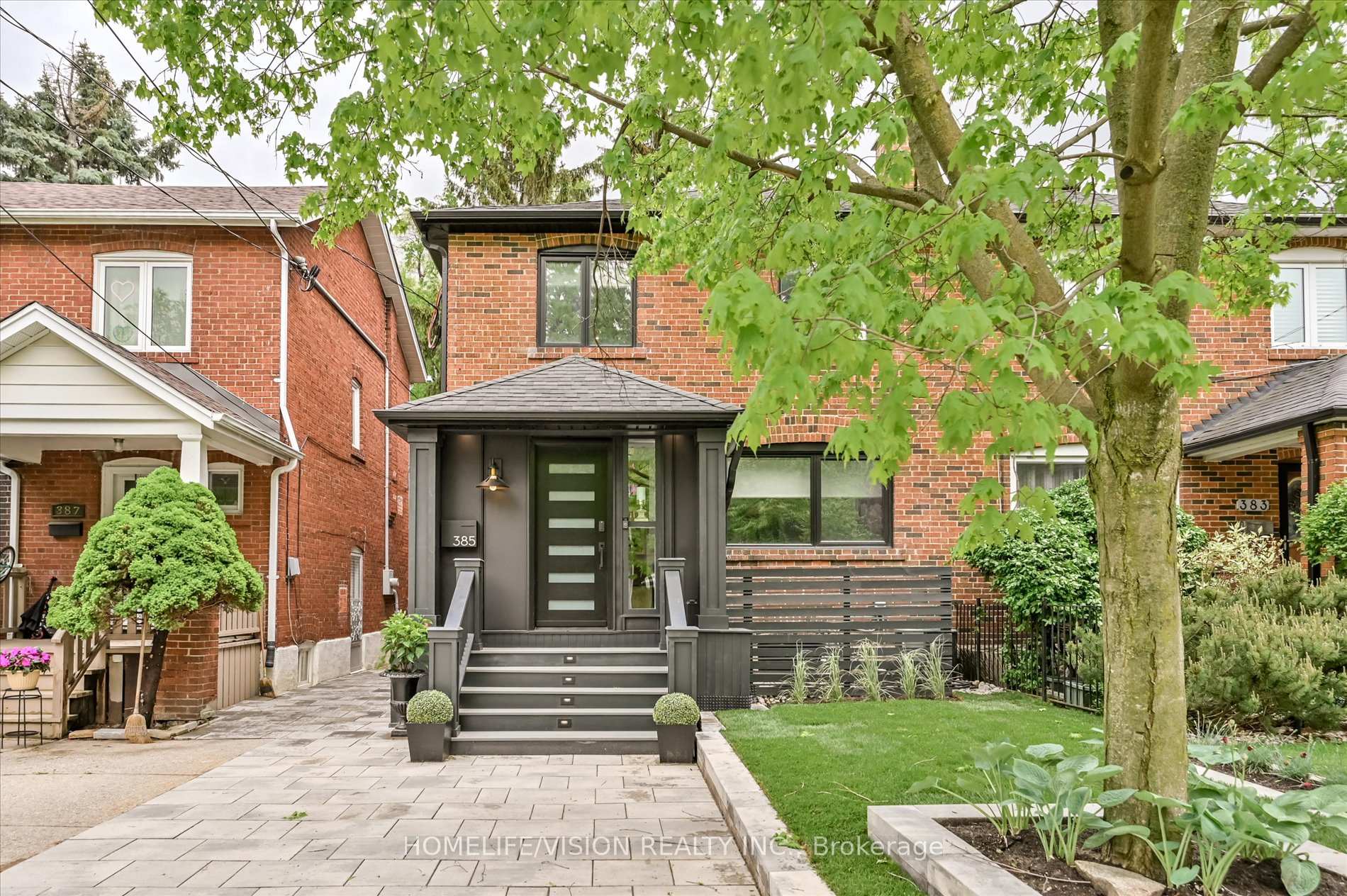 Photo 1 of 385 Belsize Drive, Toronto, Mount Pleasant East — HOMEH