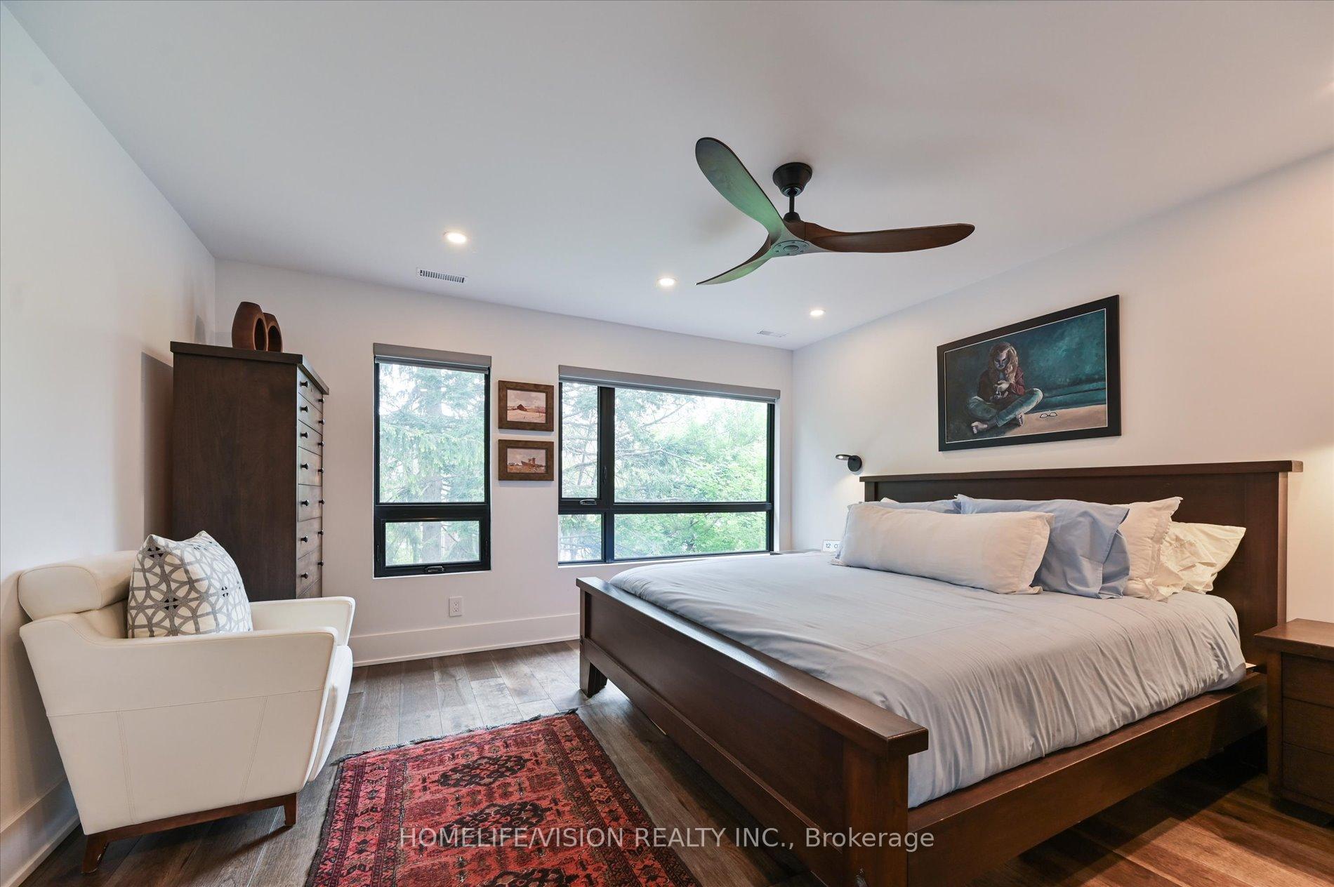 Photo 21 of 385 Belsize Drive, Toronto, Mount Pleasant East — HOMEH