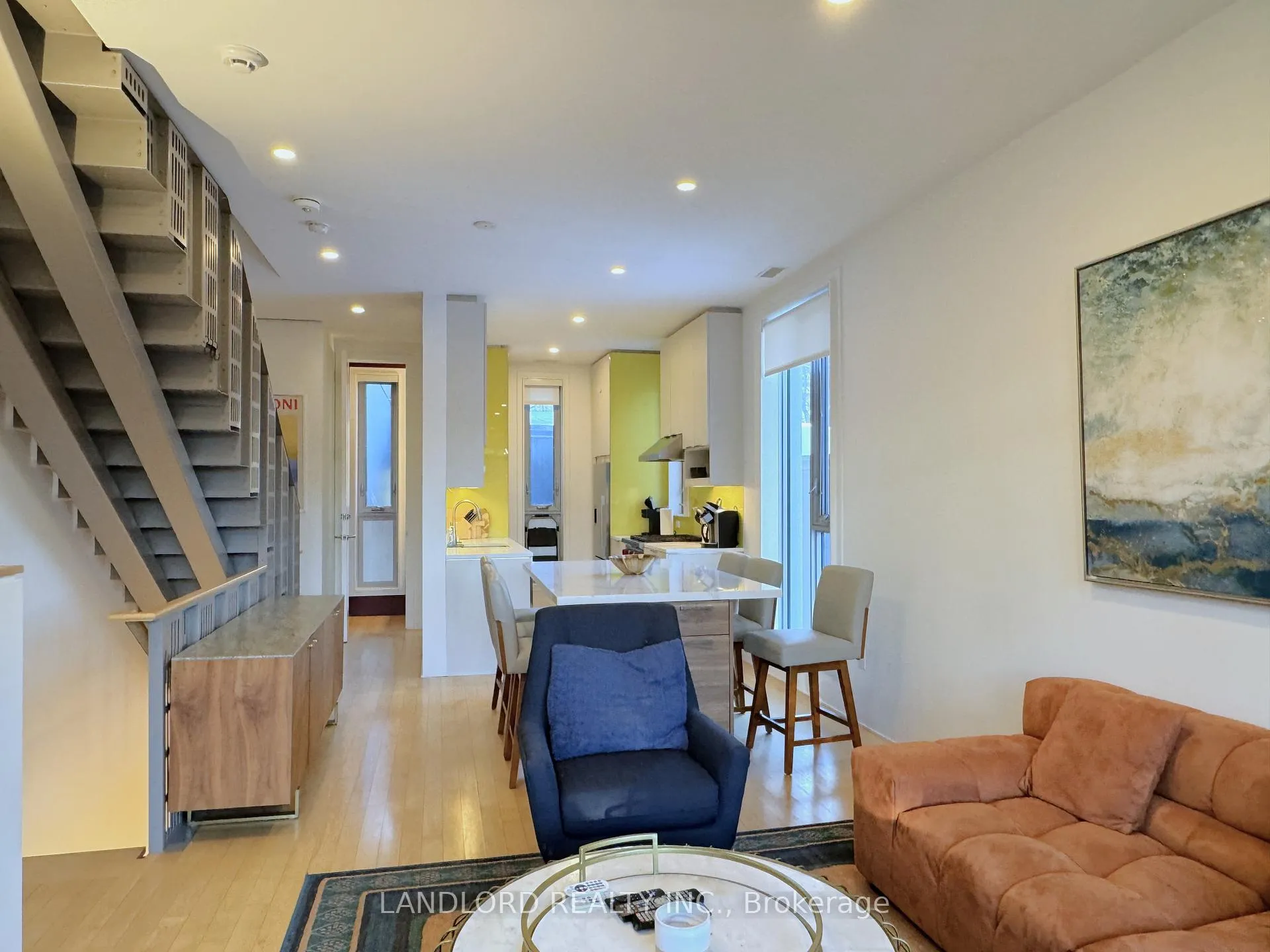 Photo 2 of Unit Th1, 15 Cummings Street, Toronto, South Riverdale — HOMEH