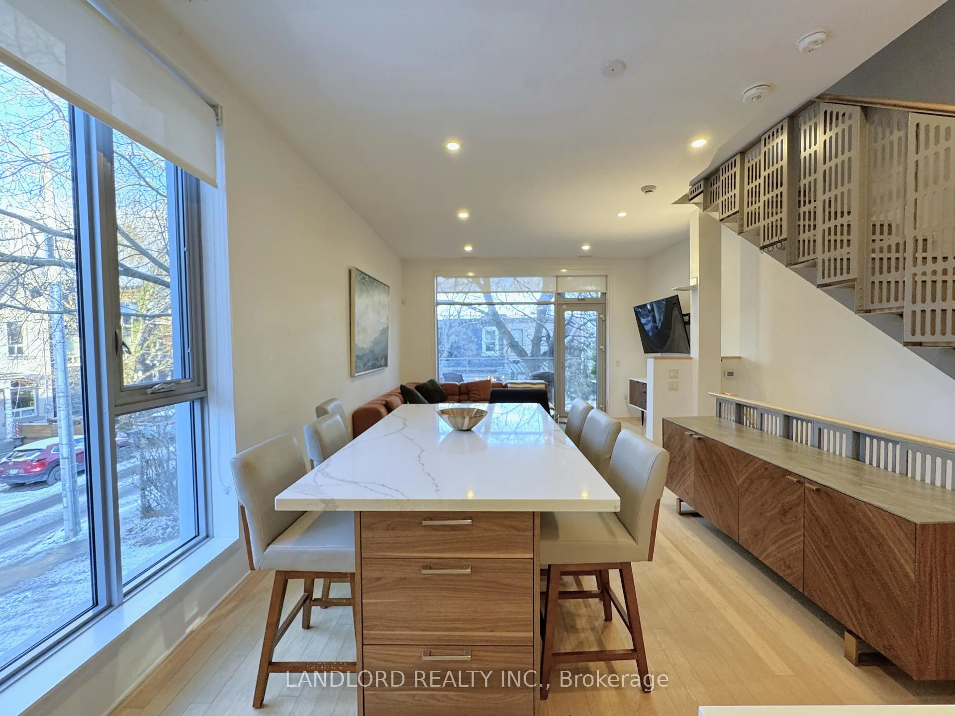Photo 5 of Unit Th1, 15 Cummings Street, Toronto, South Riverdale — HOMEH