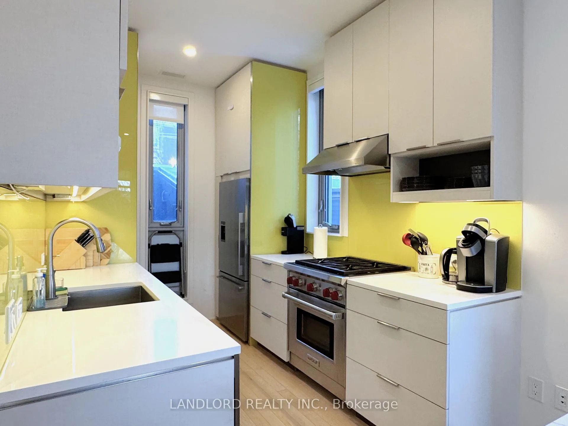 Photo 6 of Unit Th1, 15 Cummings Street, Toronto, South Riverdale — HOMEH