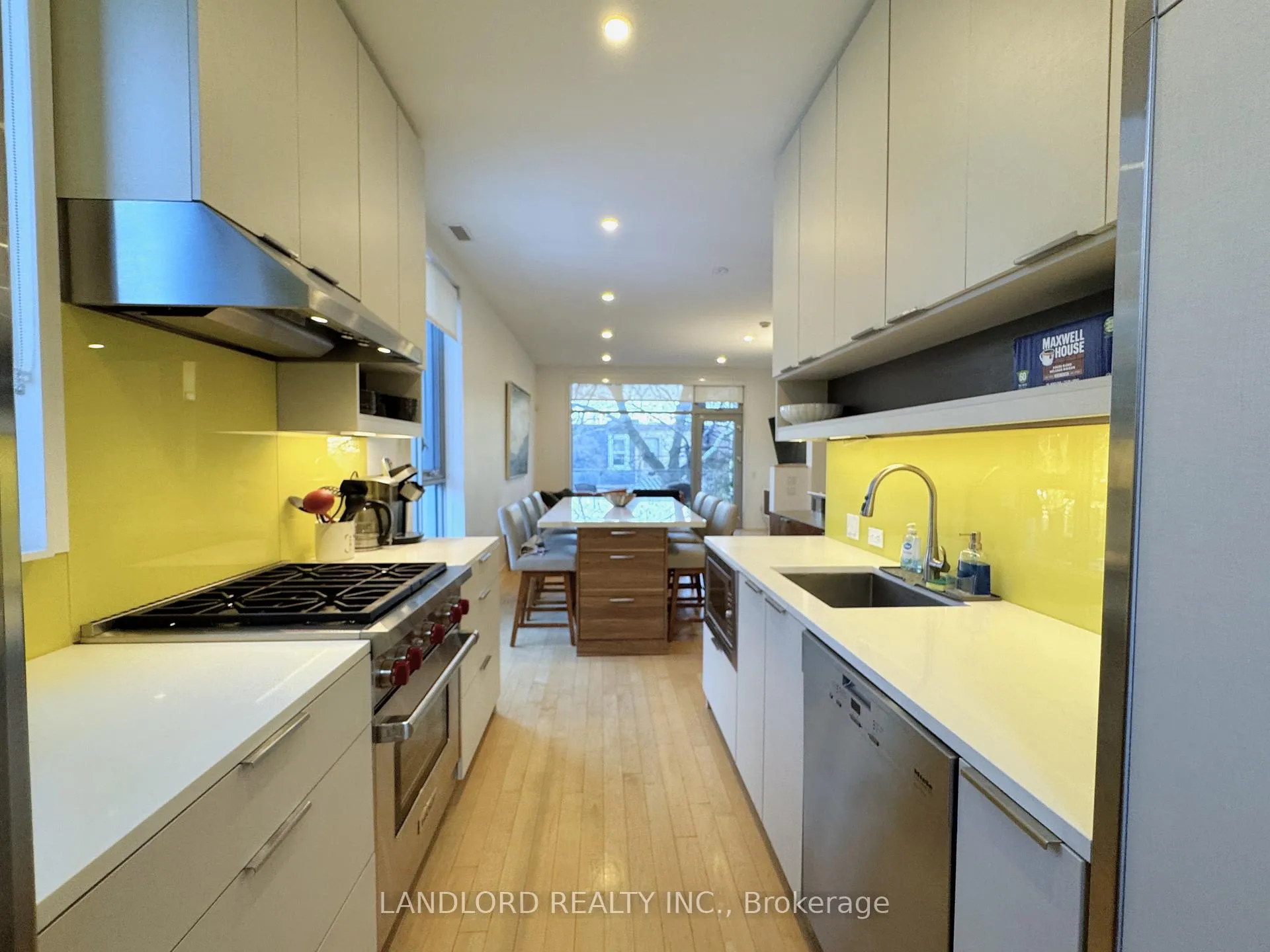 Photo 8 of Unit Th1, 15 Cummings Street, Toronto, South Riverdale — HOMEH