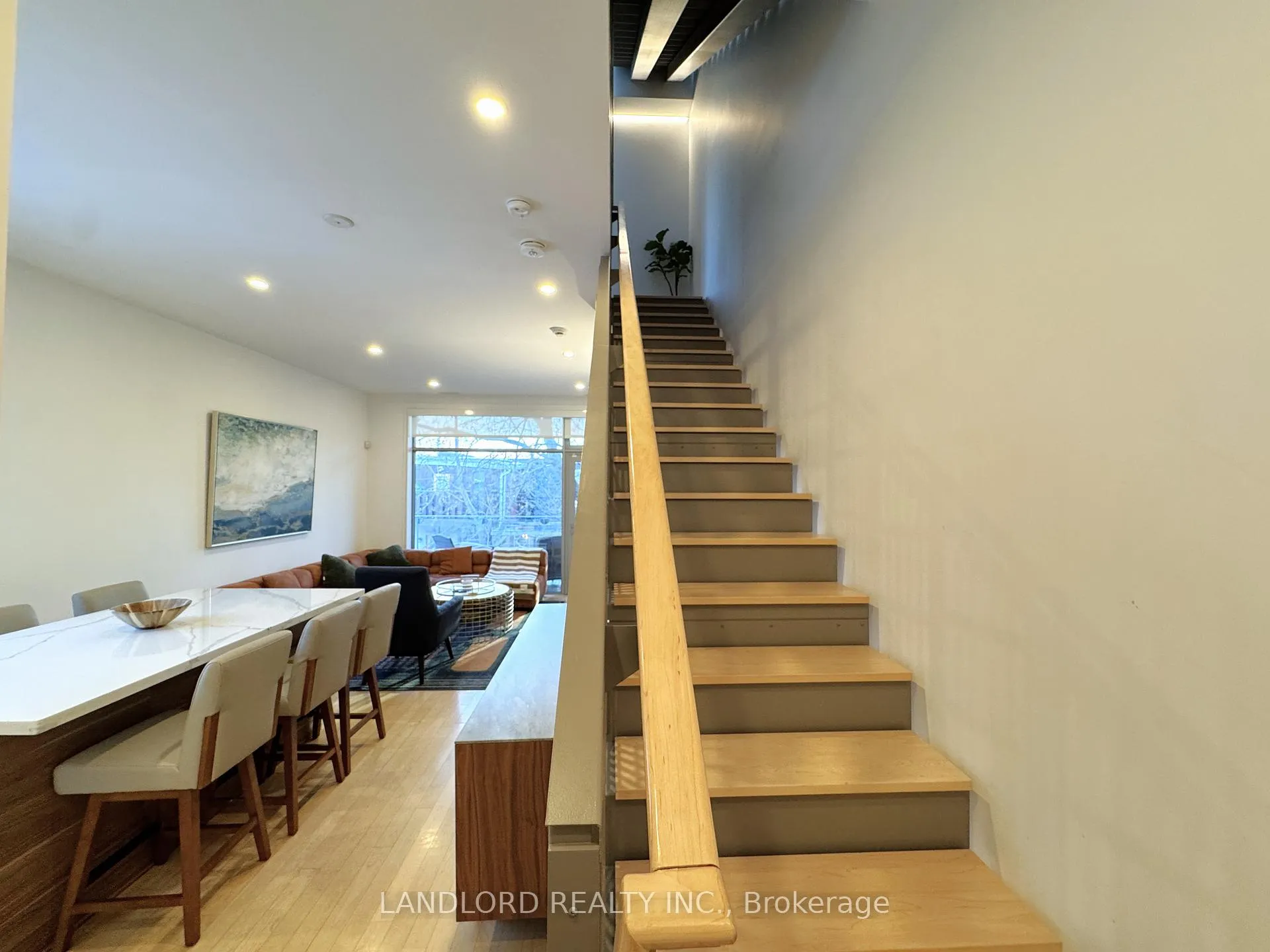 Photo 11 of Unit Th1, 15 Cummings Street, Toronto, South Riverdale — HOMEH