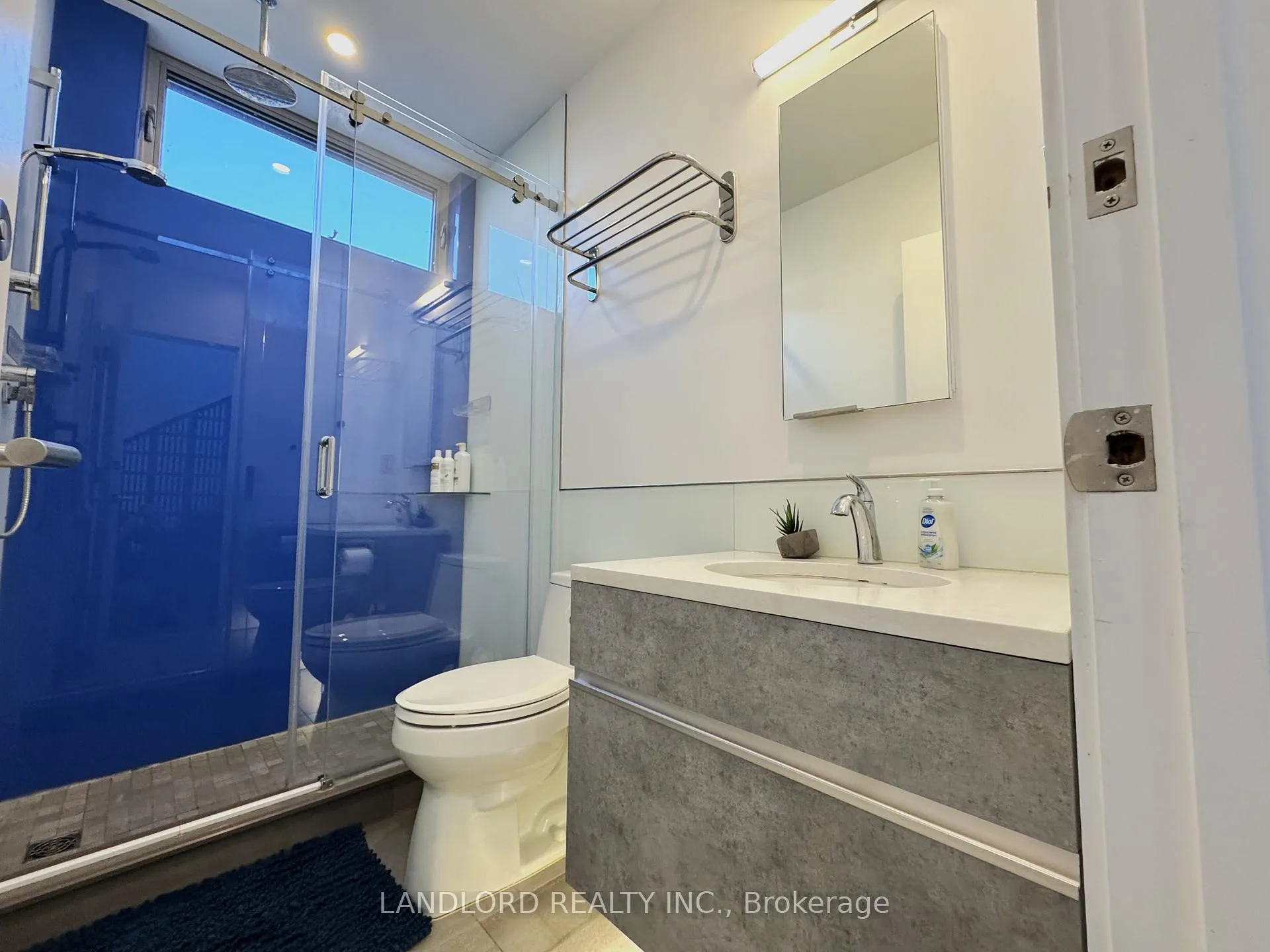 Photo 15 of Unit Th1, 15 Cummings Street, Toronto, South Riverdale — HOMEH