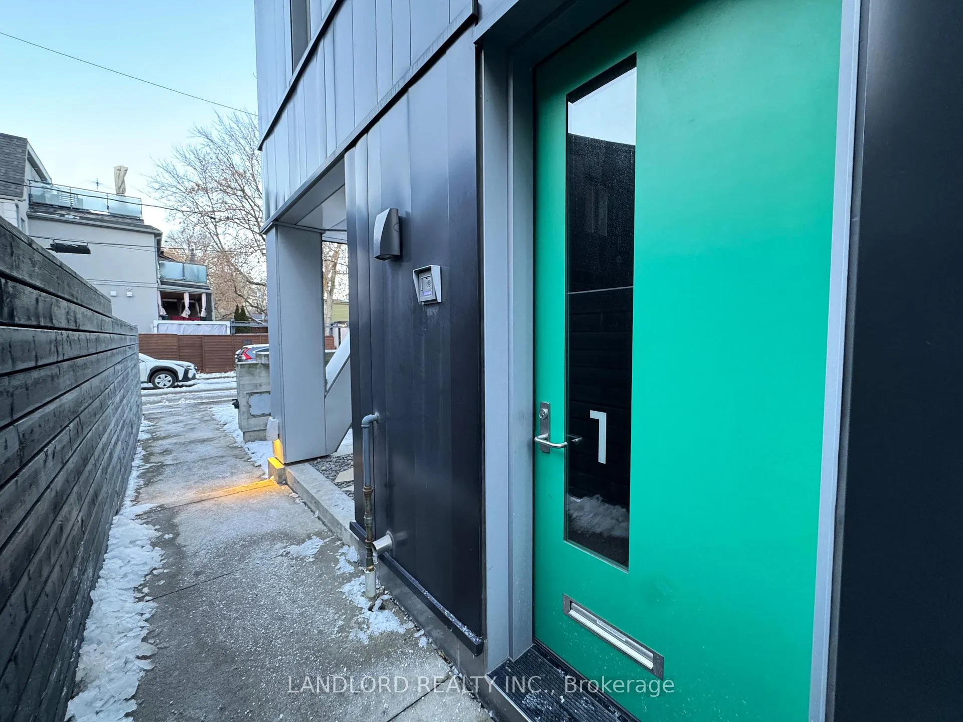 Photo 26 of Unit Th1, 15 Cummings Street, Toronto, South Riverdale — HOMEH