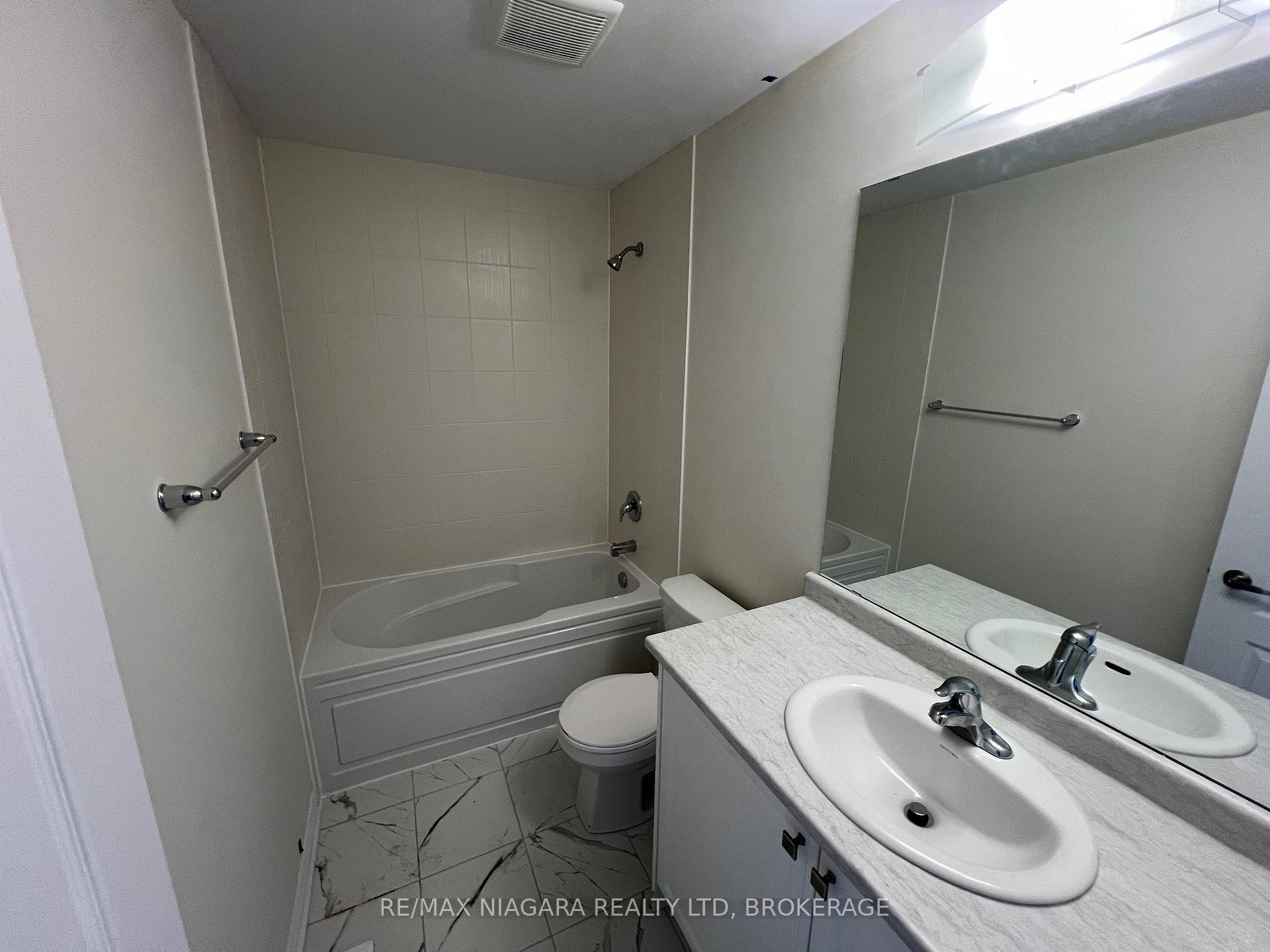 Photo 9 of 151 Vanilla Trail, Thorold, Rolling Meadows — HOMEH