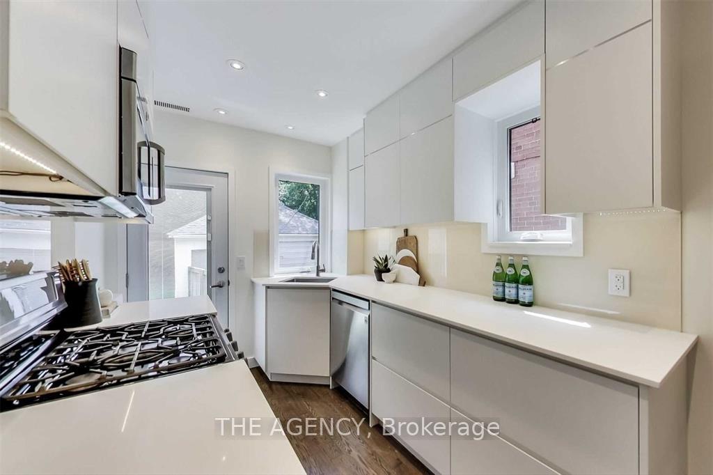 Photo 8 of 523 Soudan Avenue, Toronto, Mount Pleasant East — HOMEH