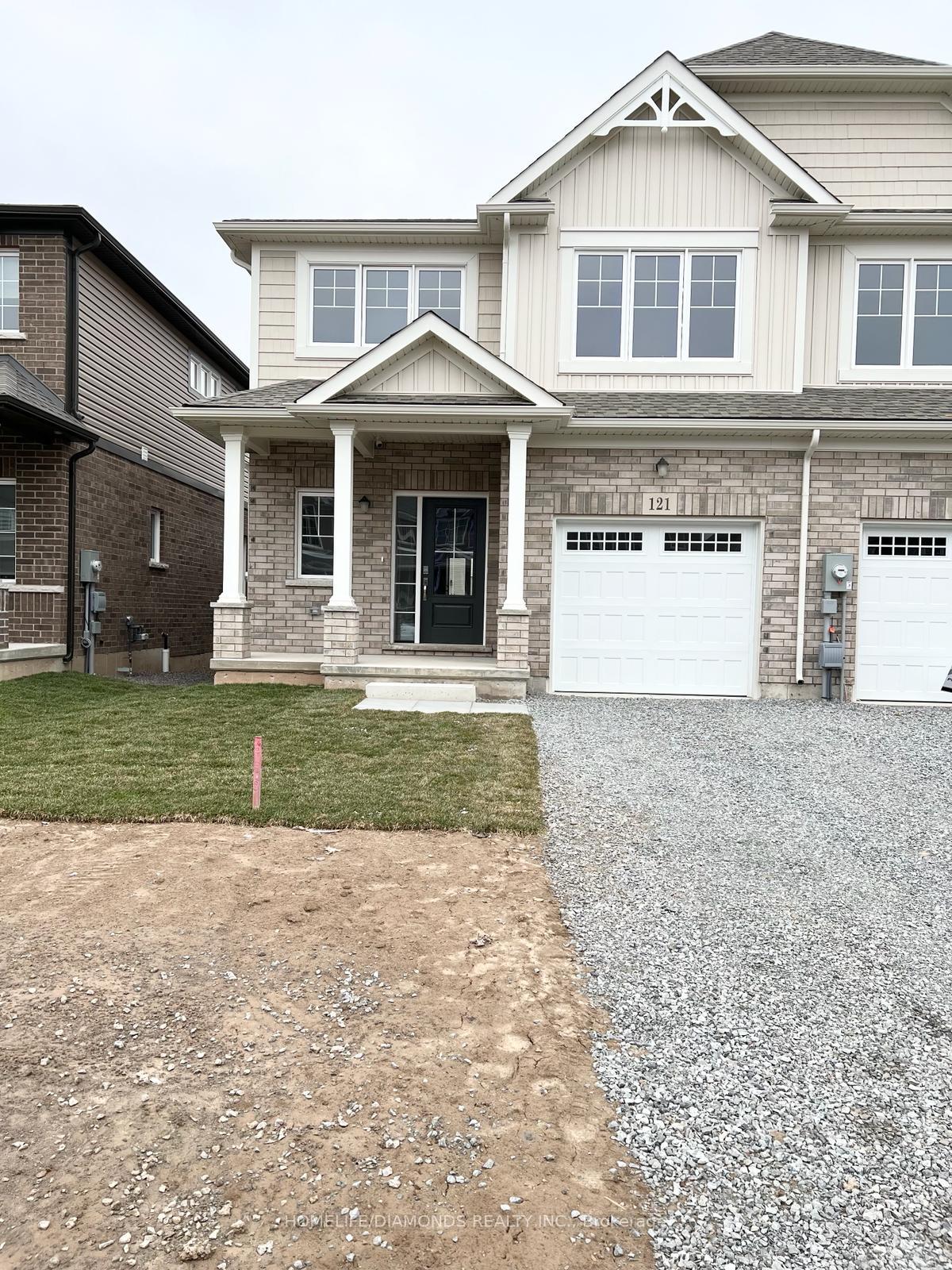 Front of 121 Alicia Crescent