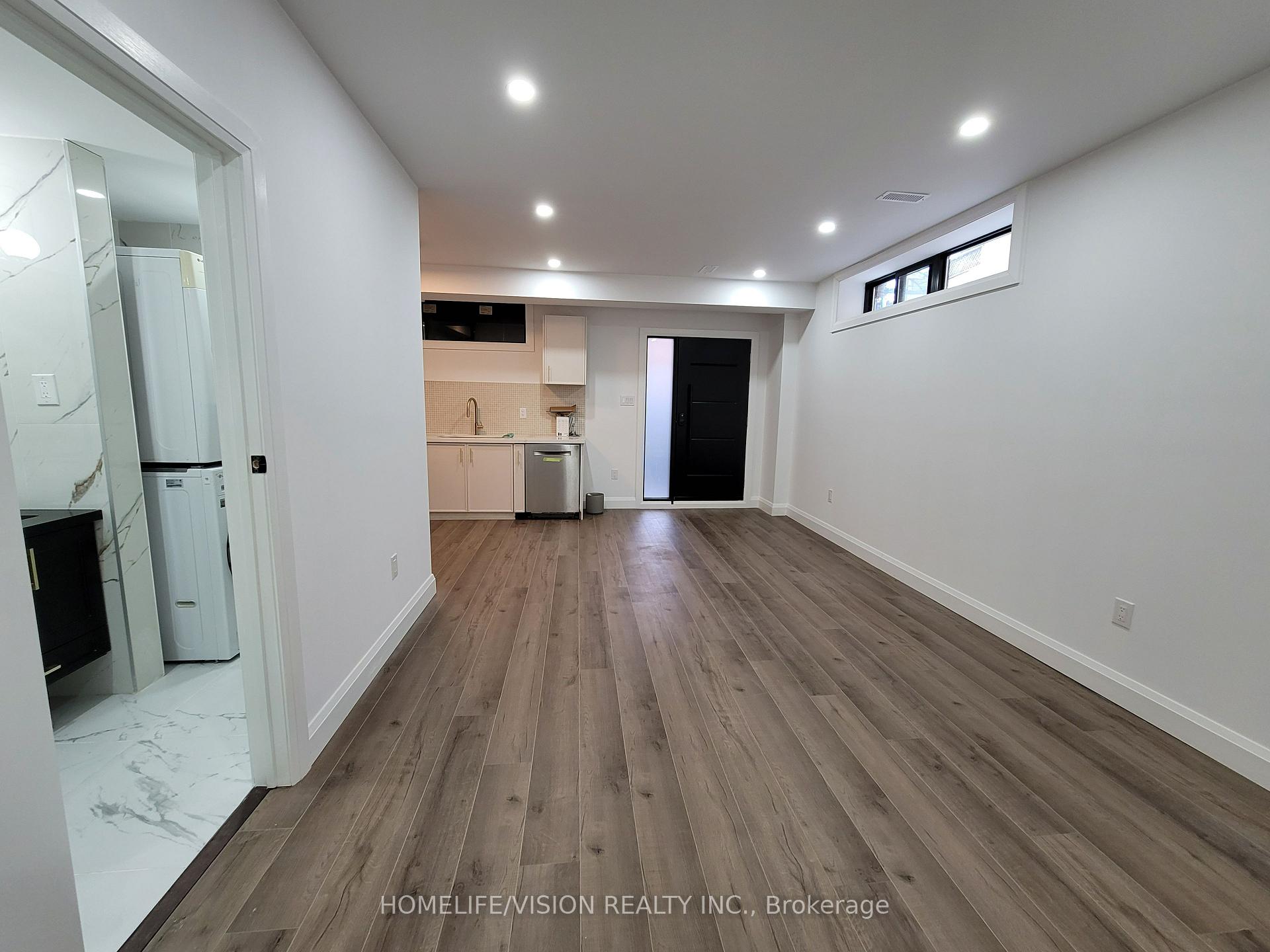 Photo 6 of 59 Standish Avenue, Toronto, Rosedale-Moore Park — HOMEH