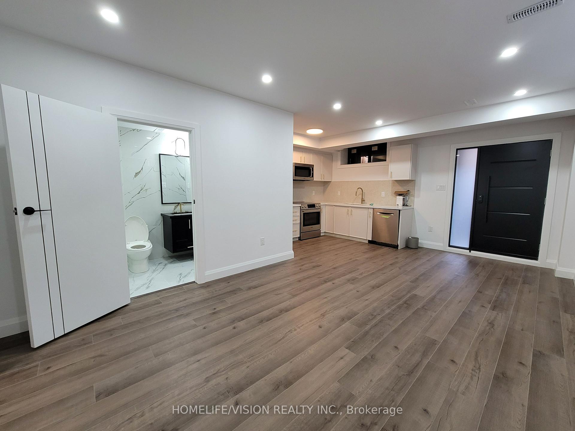 Photo 7 of 59 Standish Avenue, Toronto, Rosedale-Moore Park — HOMEH