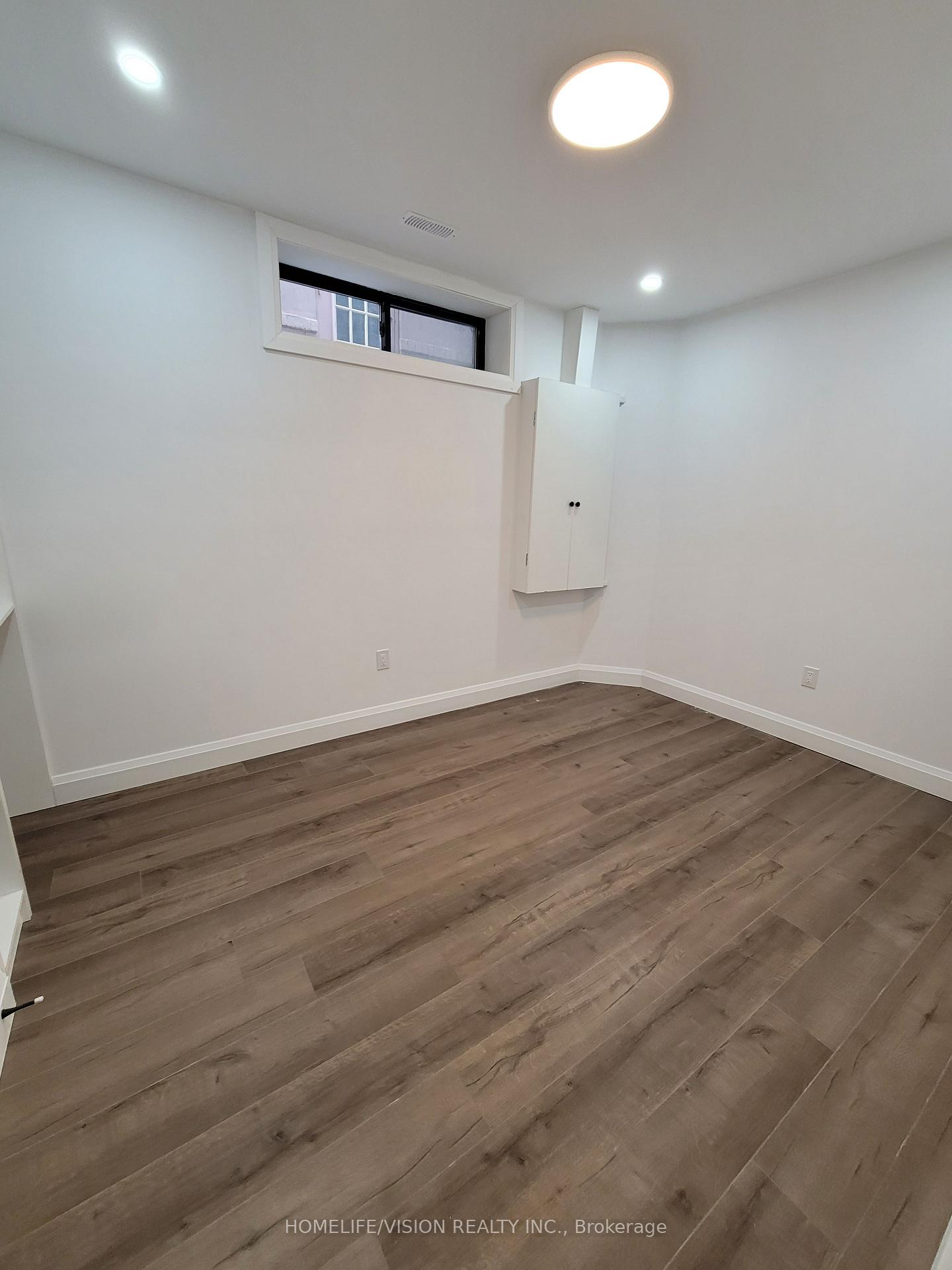 Photo 9 of 59 Standish Avenue, Toronto, Rosedale-Moore Park — HOMEH