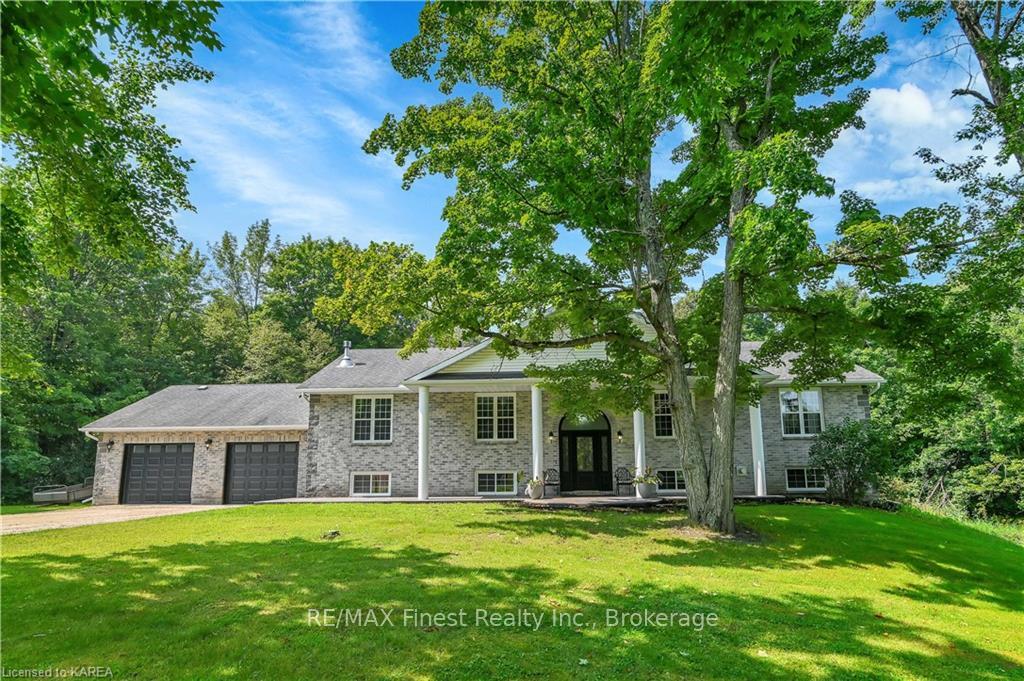 Photo 6 of 437 Otty Lake Sideroad Road, Tay Valley, Bathurst/Burgess & Sherbrooke (North Burgess) Twp — HOMEH