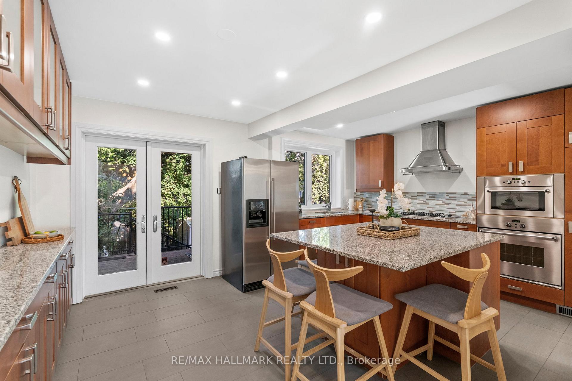 Photo 11 of 153 Bellefair Avenue, Toronto, The Beaches — HOMEH