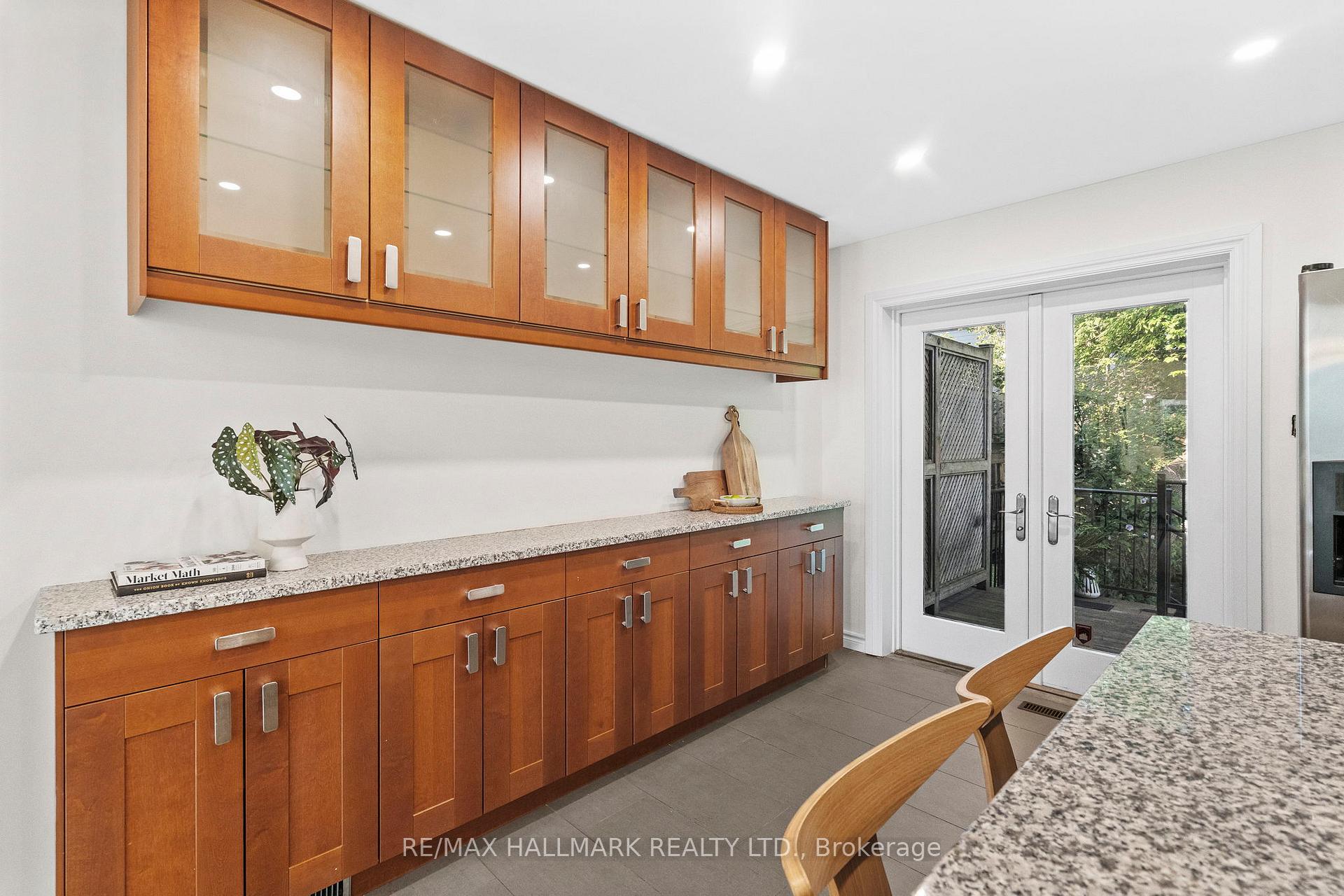 Photo 17 of 153 Bellefair Avenue, Toronto, The Beaches — HOMEH